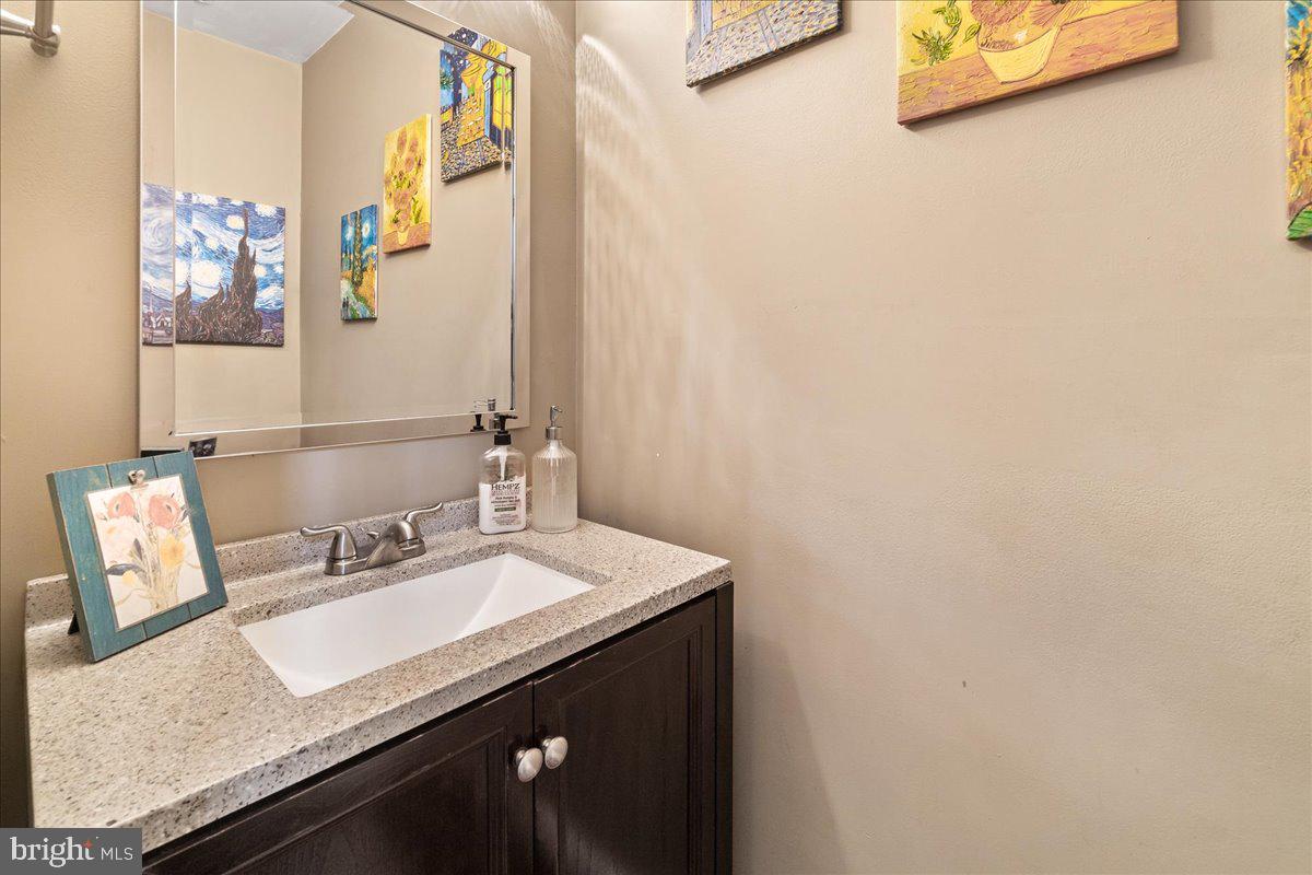 GLADE TOWN - Residential