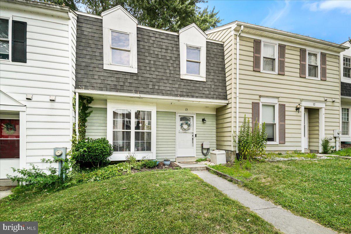 GLADE TOWN - Residential