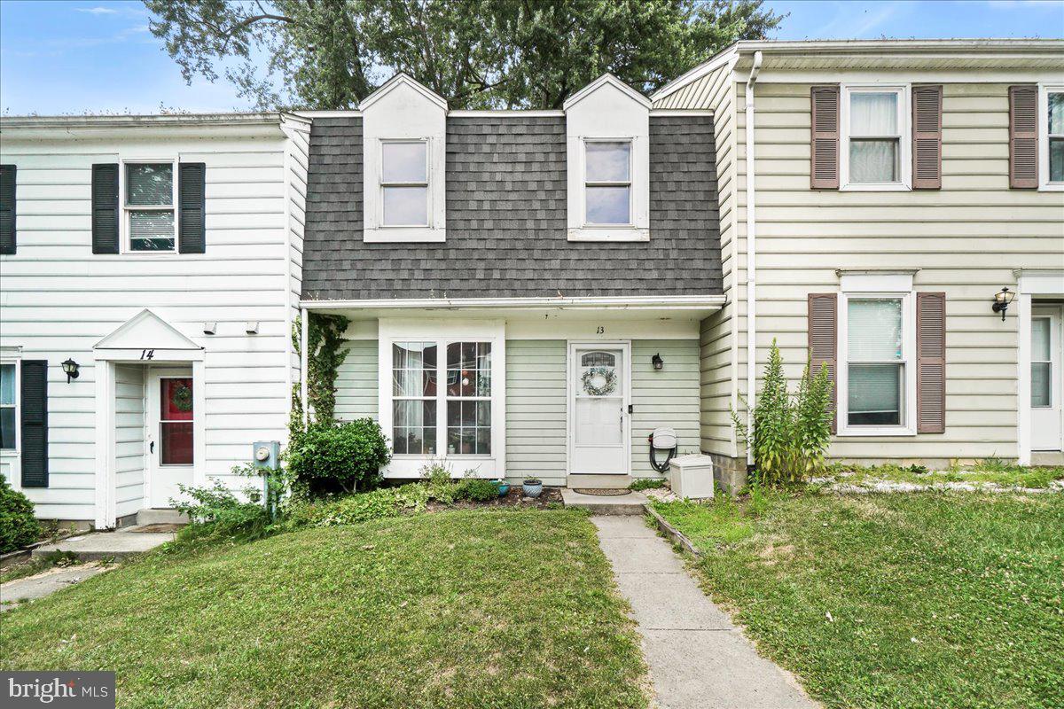 GLADE TOWN - Residential