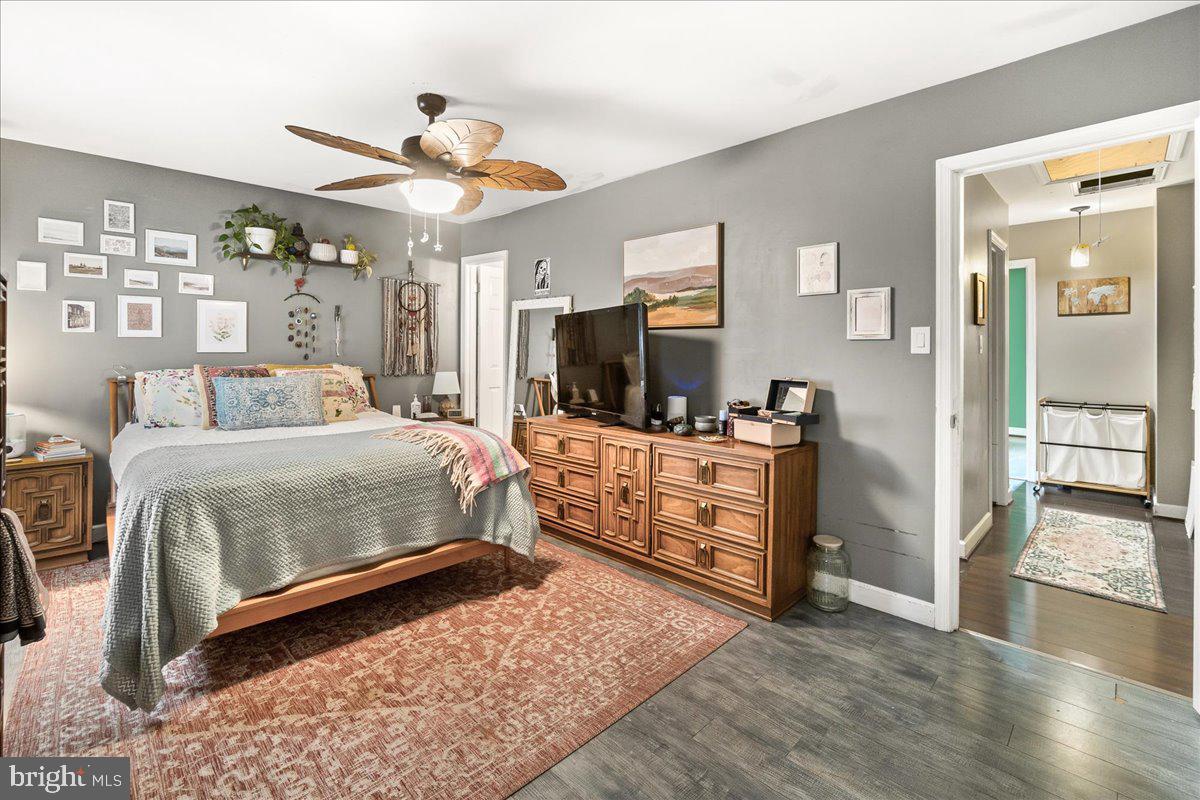 GLADE TOWN - Residential