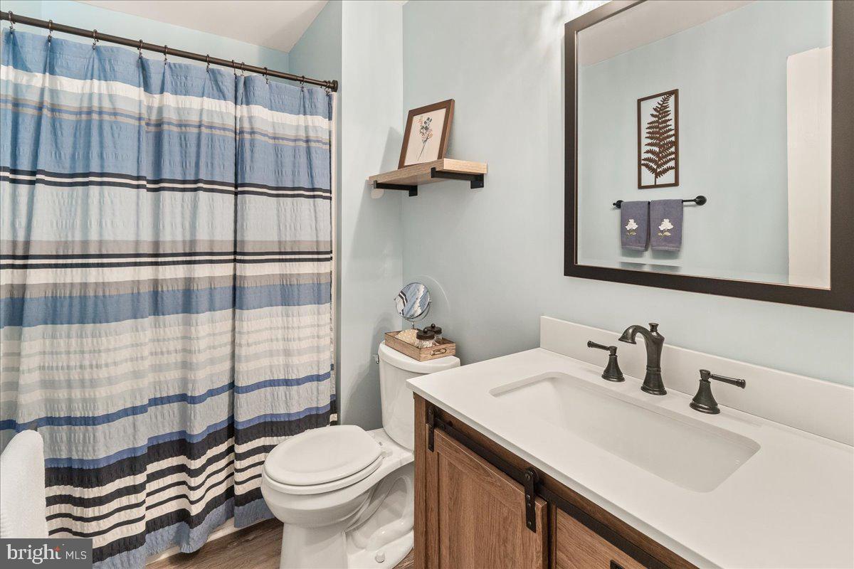 GLADE TOWN - Residential