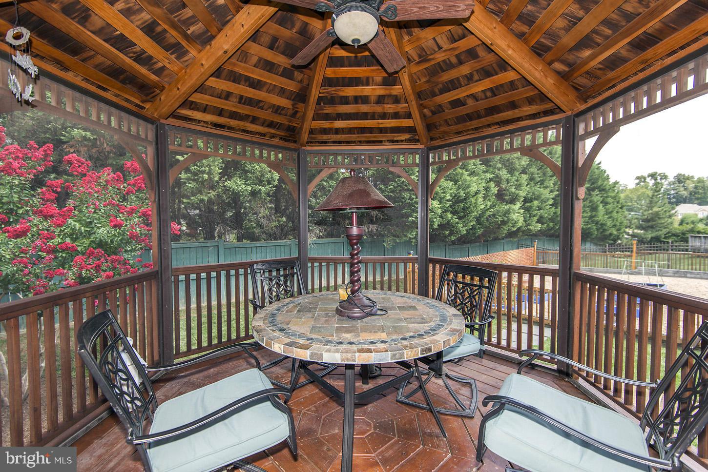 SMC MCLEAN - Residential