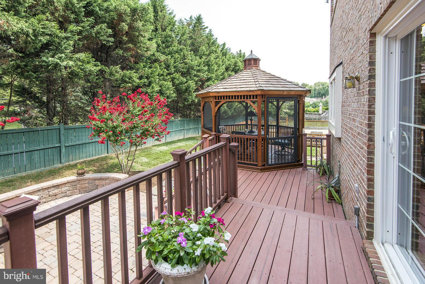 SMC MCLEAN - Residential