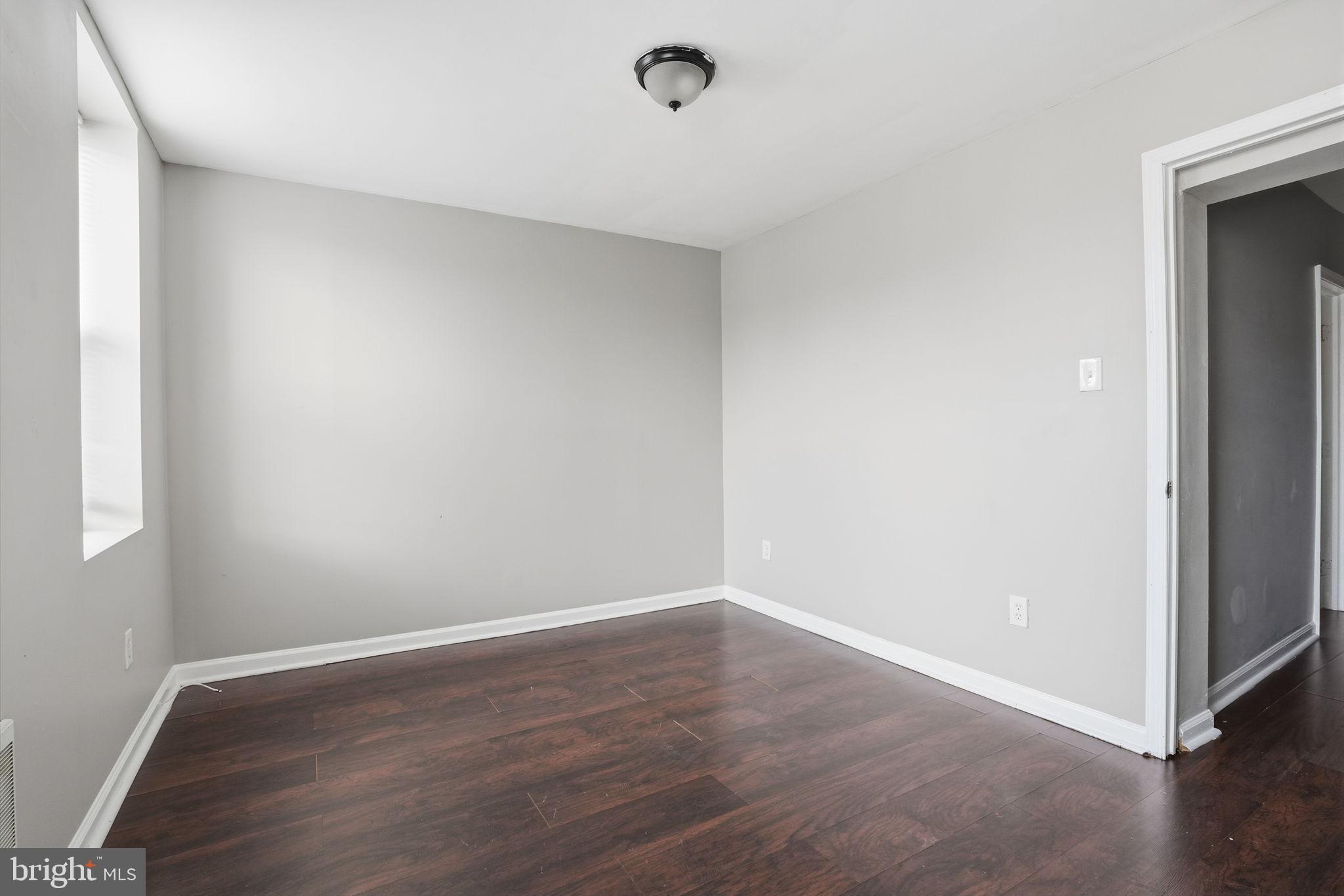 KENSINGTON - Residential