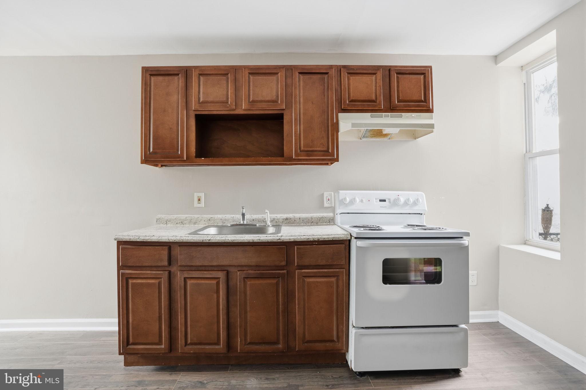 KENSINGTON - Residential