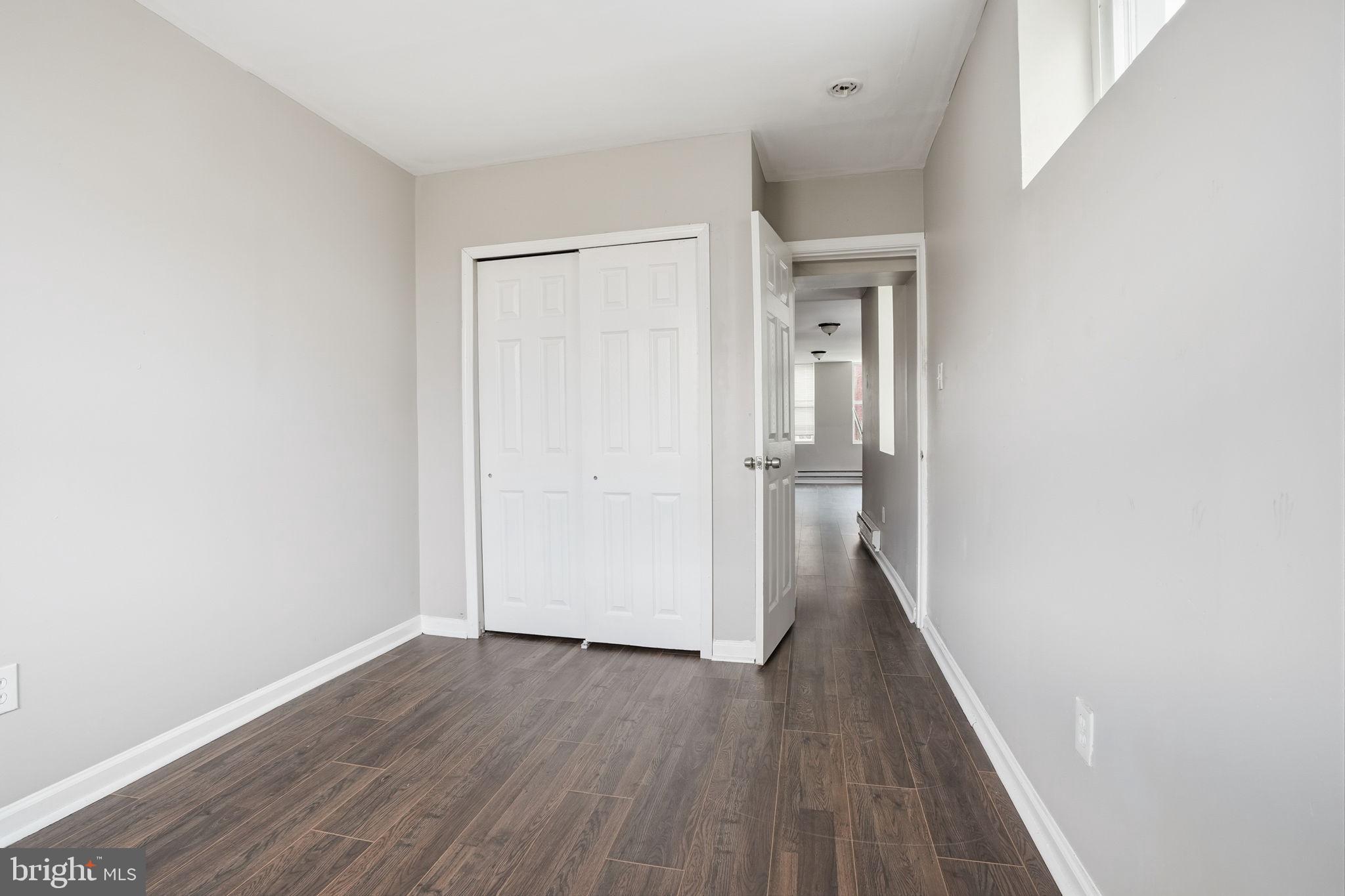 KENSINGTON - Residential