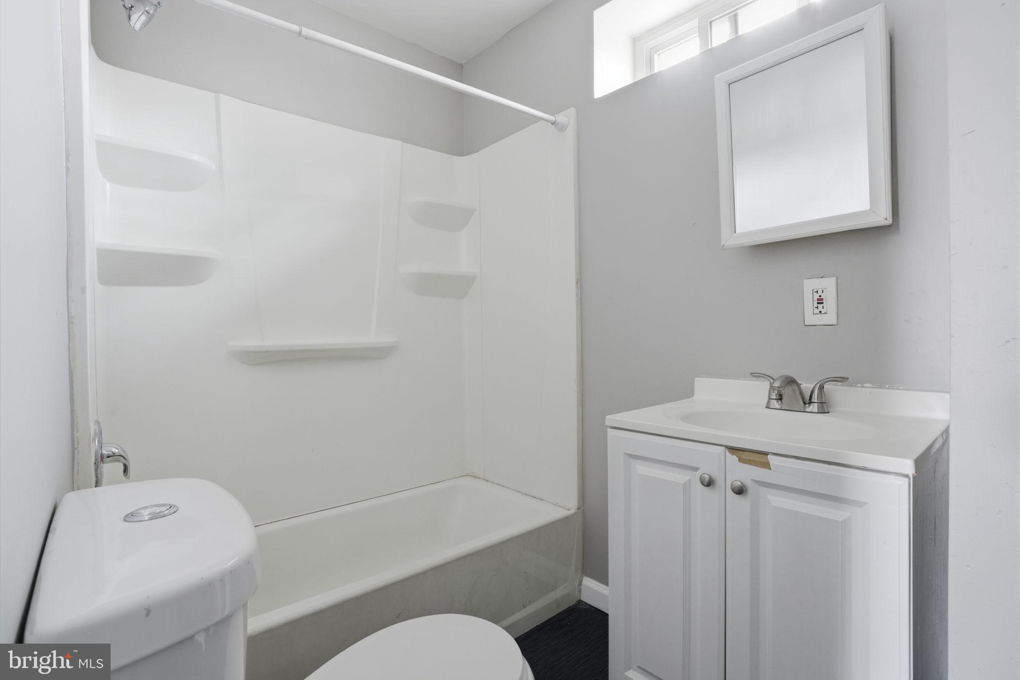 KENSINGTON - Residential