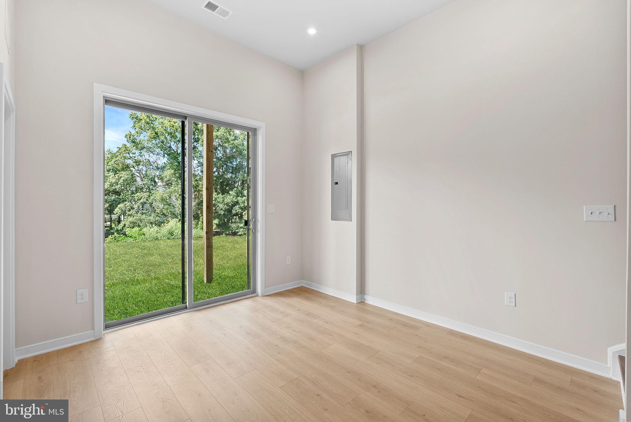 BELMONT PARK - Residential