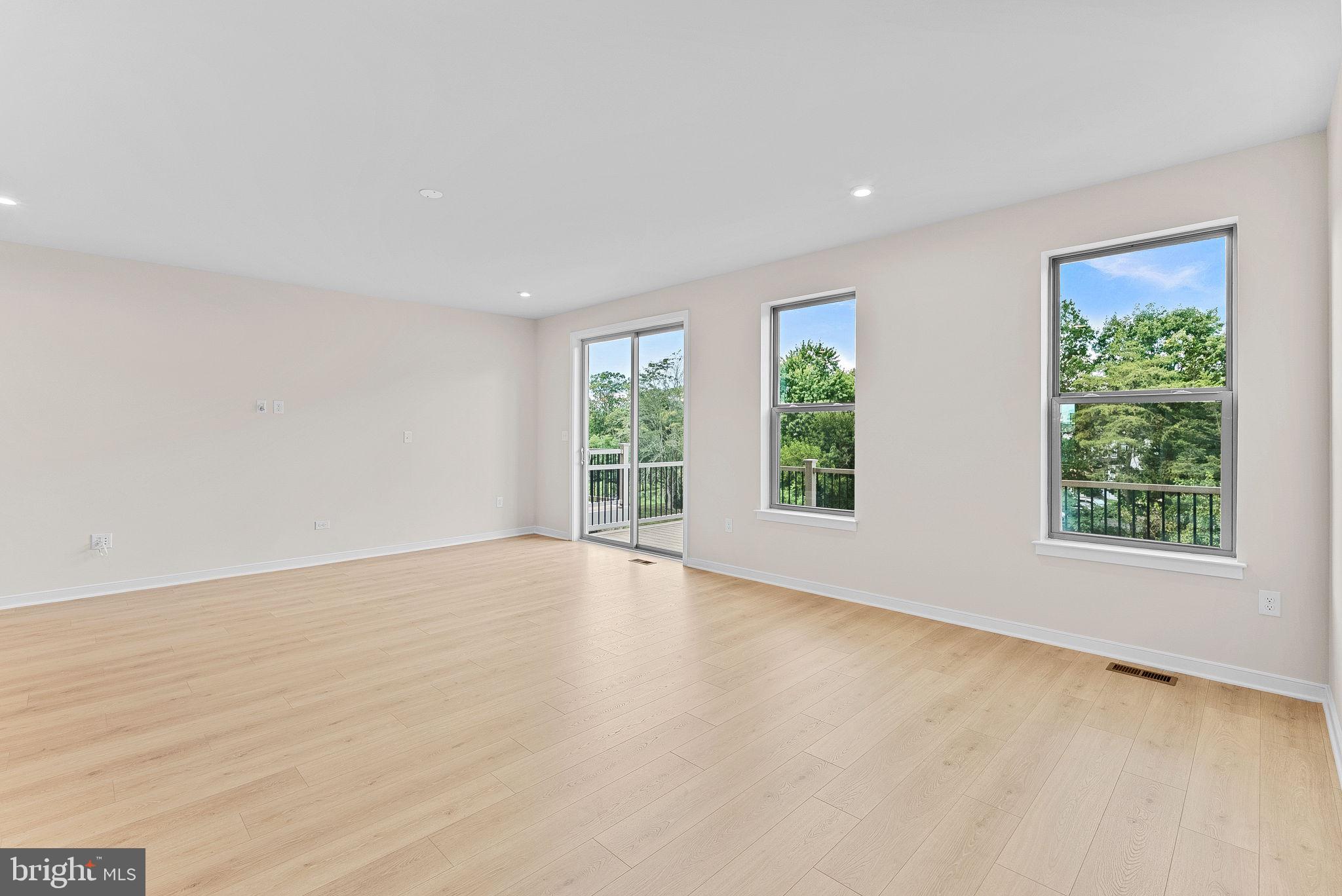 BELMONT PARK - Residential