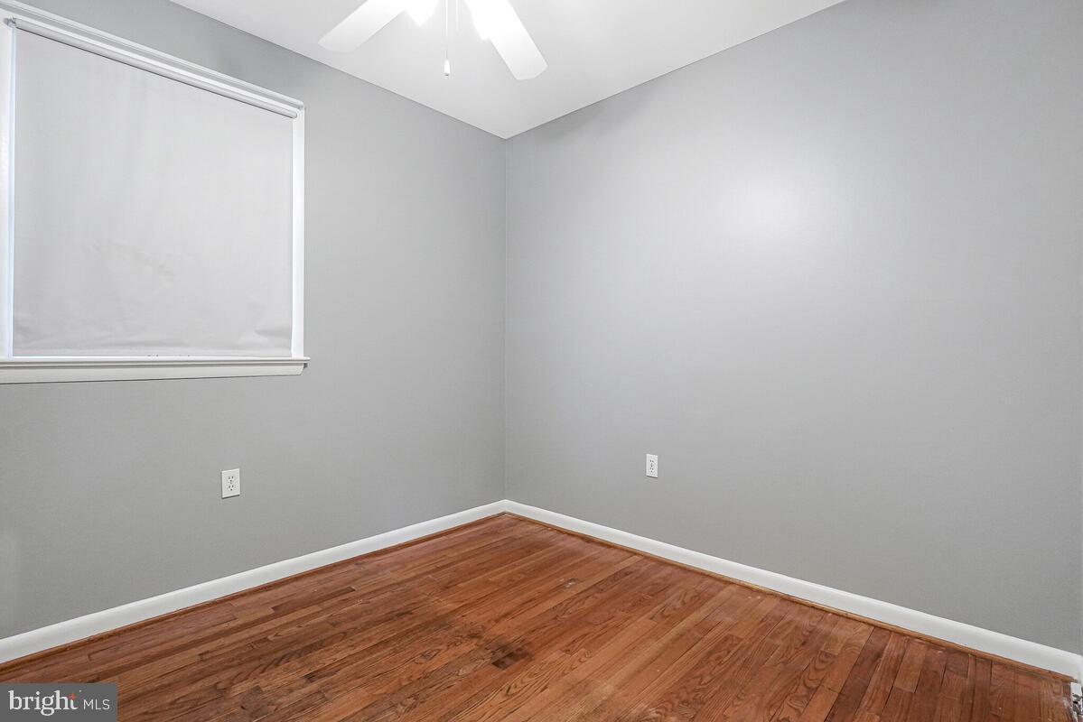 CRESTVIEW MANOR - Residential Lease