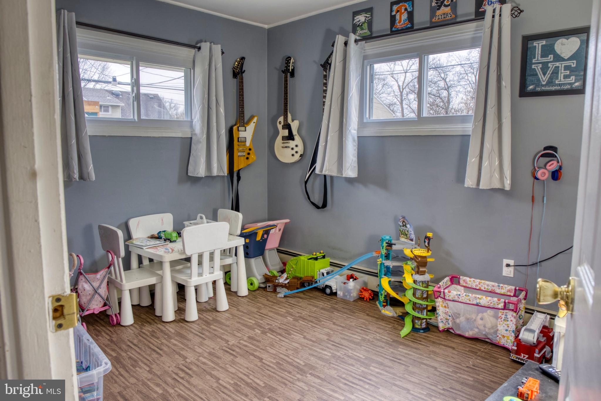 MILL CREEK FALLS - Residential