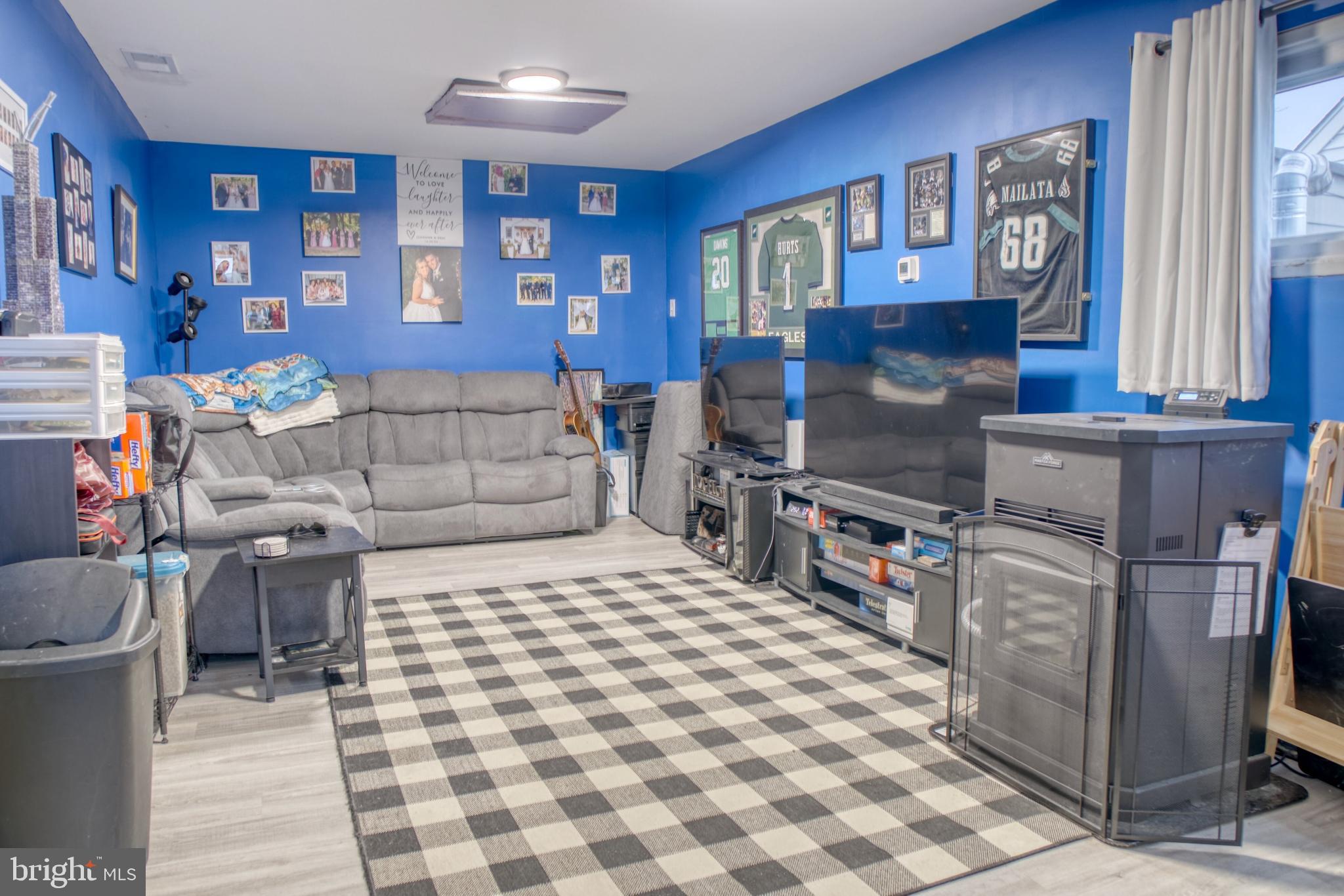 MILL CREEK FALLS - Residential