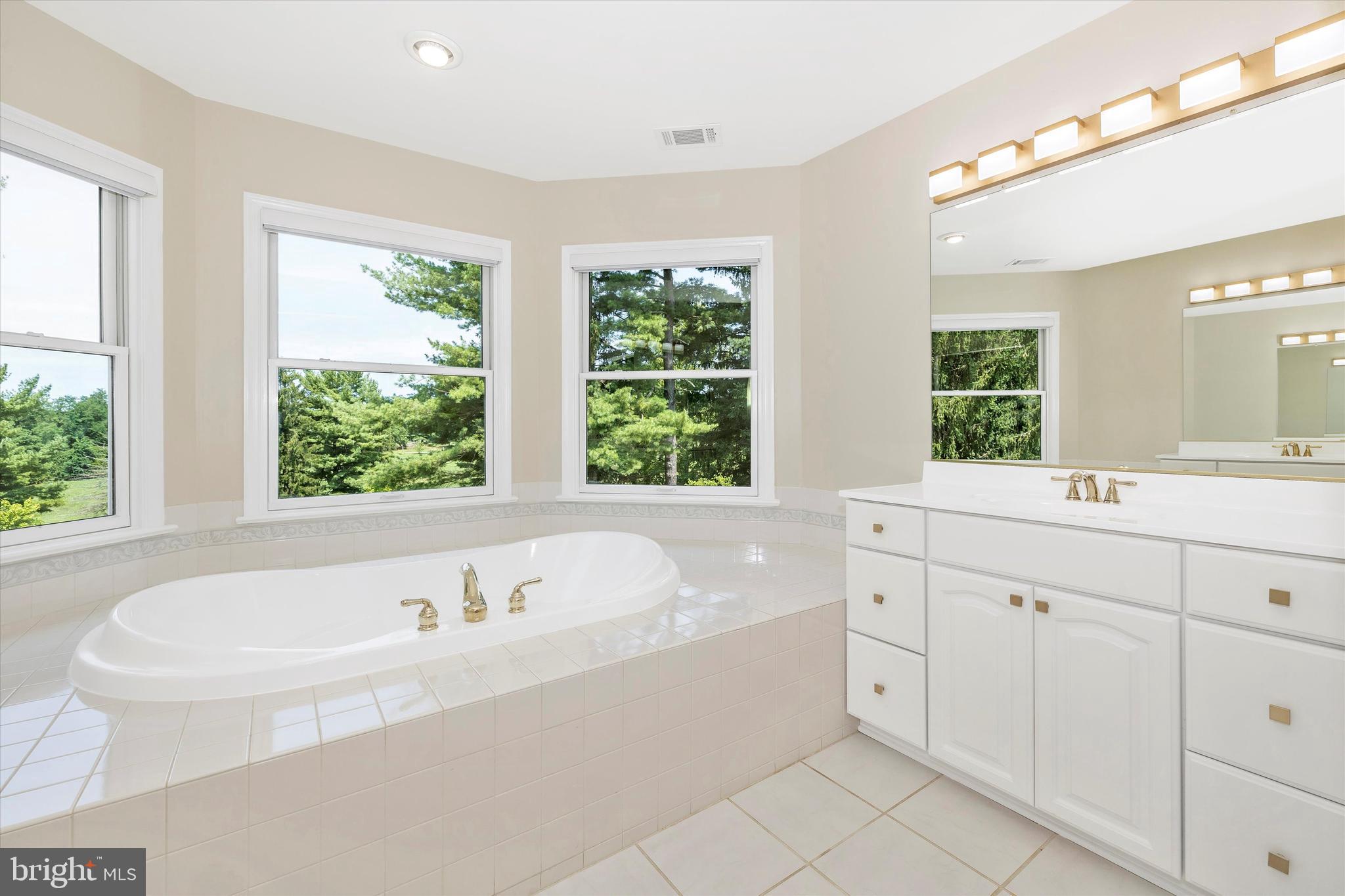 WESTWINDS - Residential