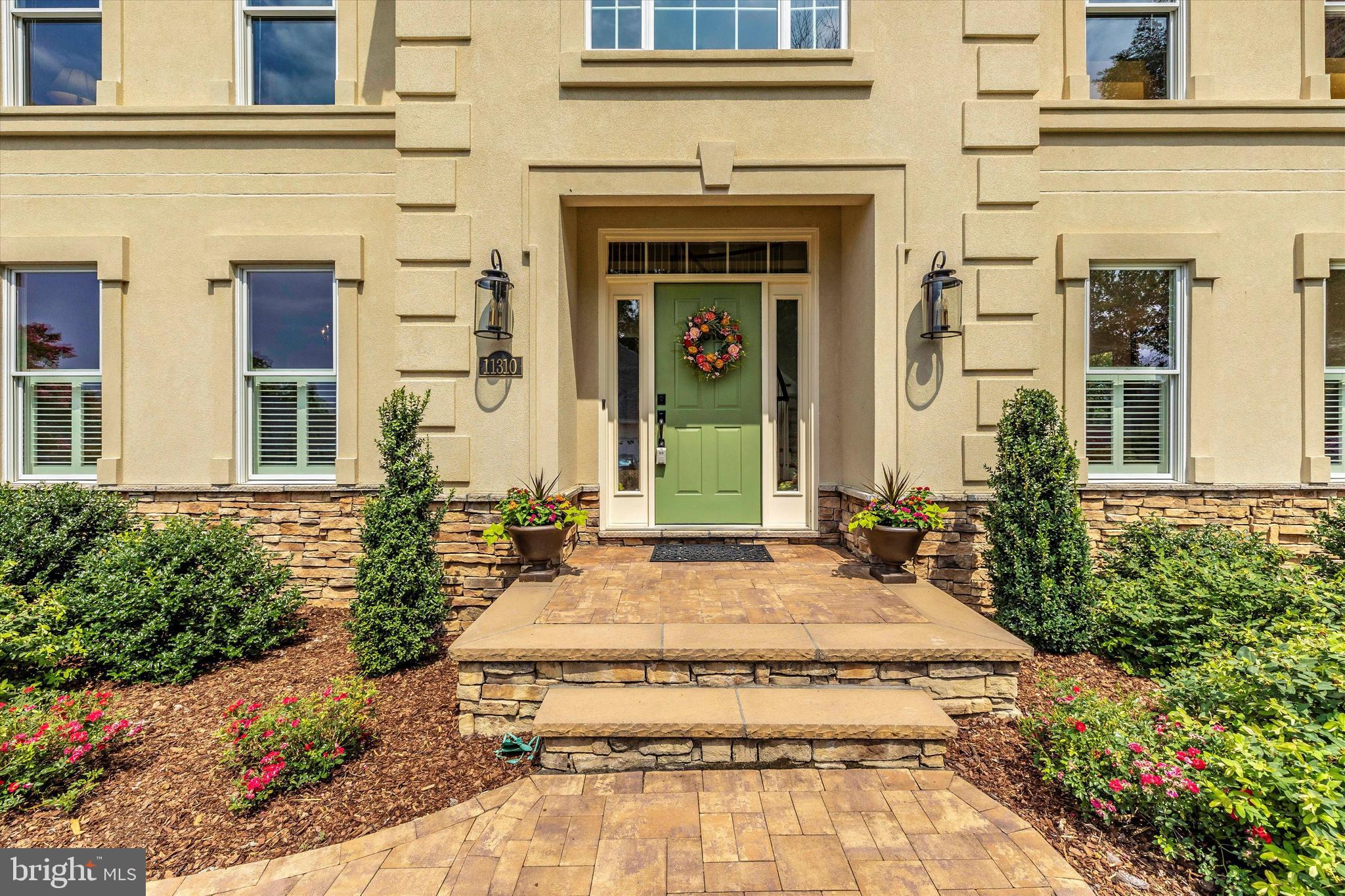 WESTWINDS - Residential