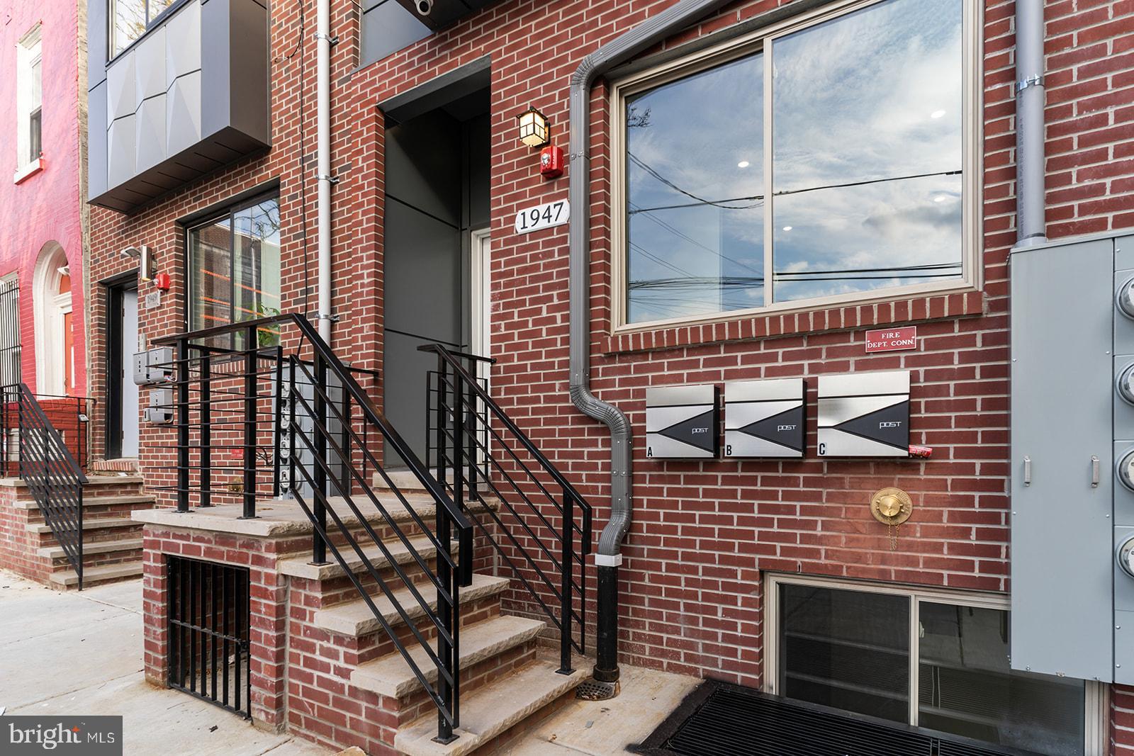 NORRIS SQUARE - Residential Lease