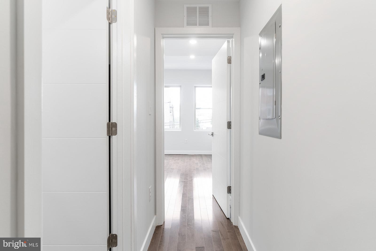 NORRIS SQUARE - Residential Lease