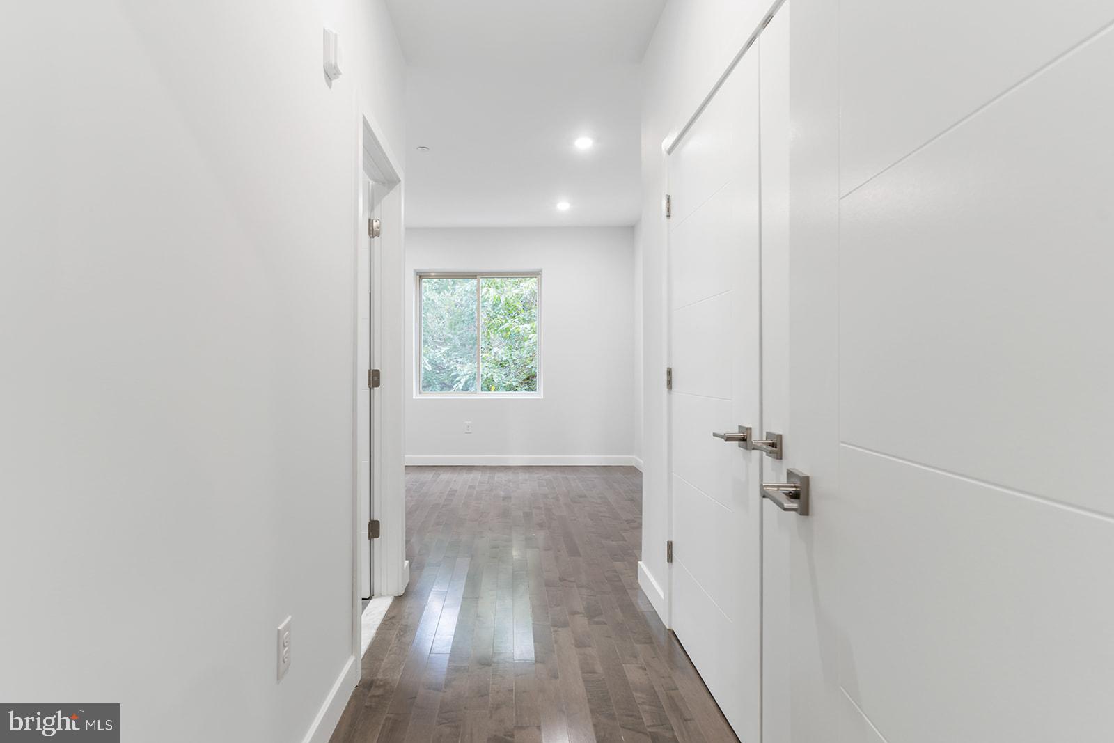 NORRIS SQUARE - Residential Lease