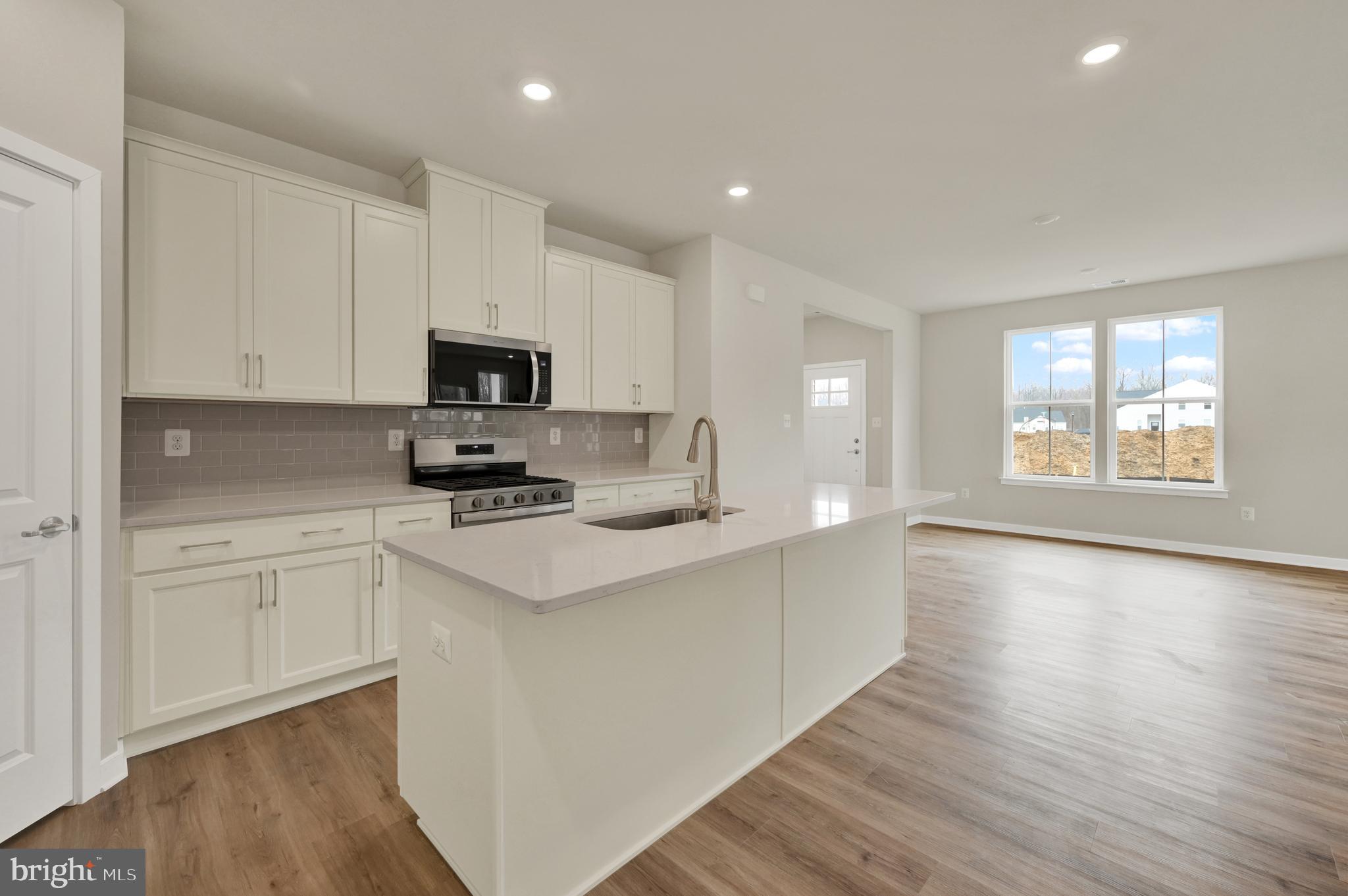 NOBLES POND - Residential