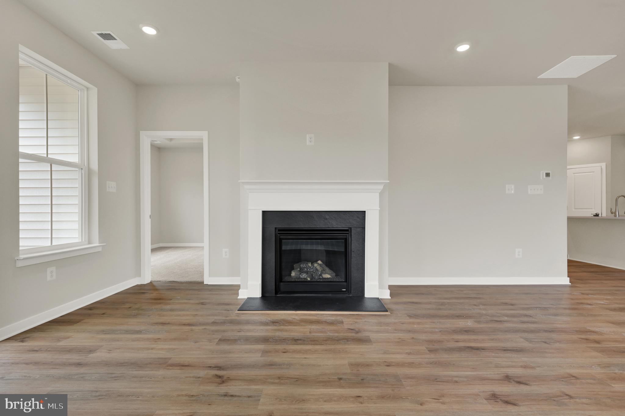 NOBLES POND - Residential