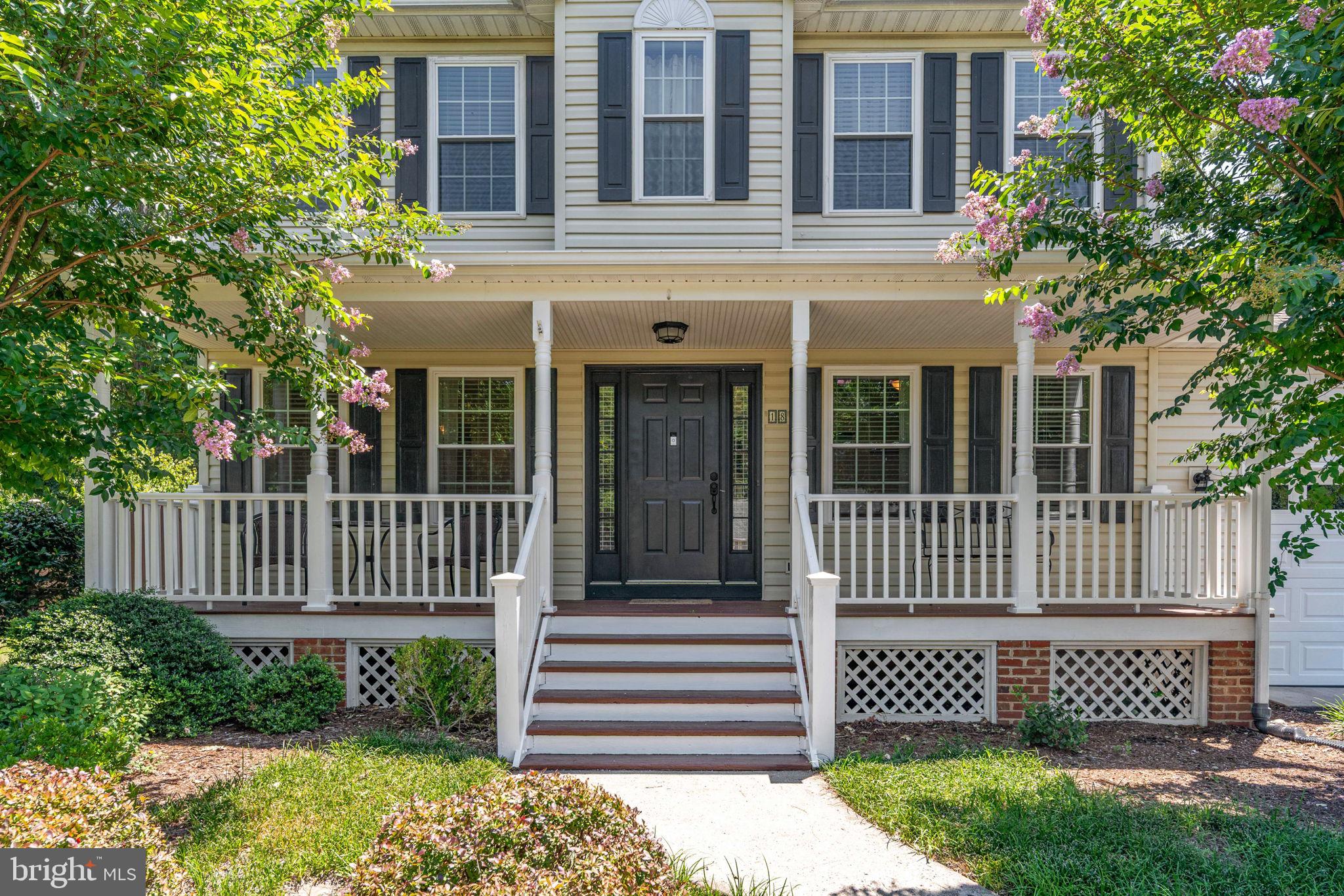 18 OAK TERRACE DRIVE