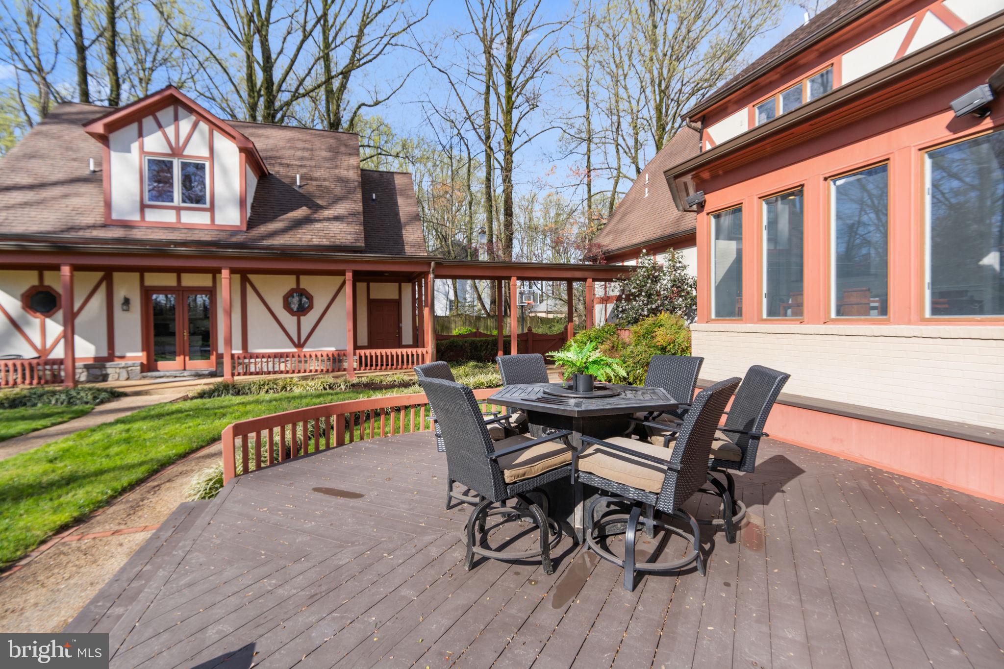 SUMMERWOOD - Residential