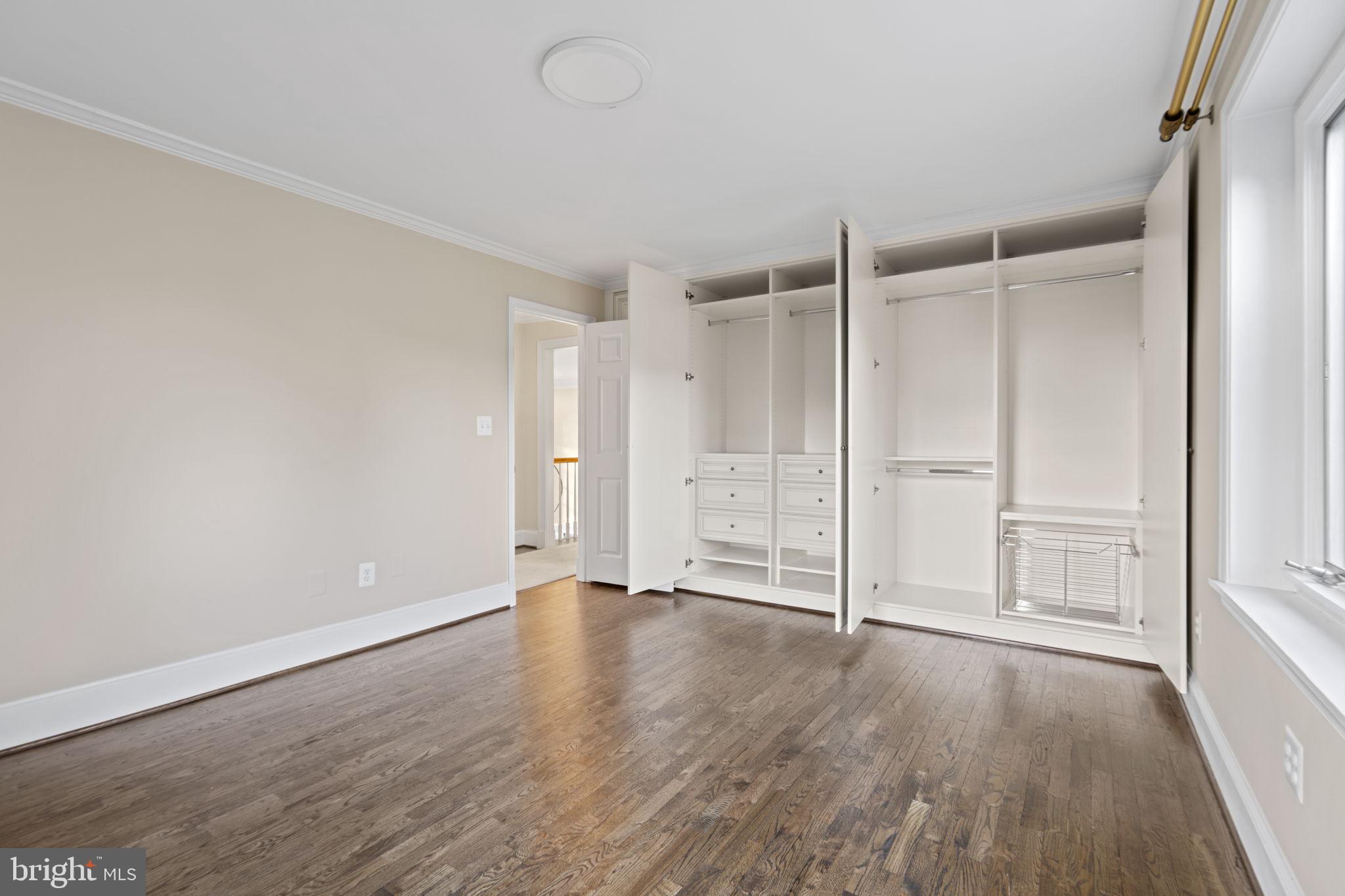 SUMMERWOOD - Residential