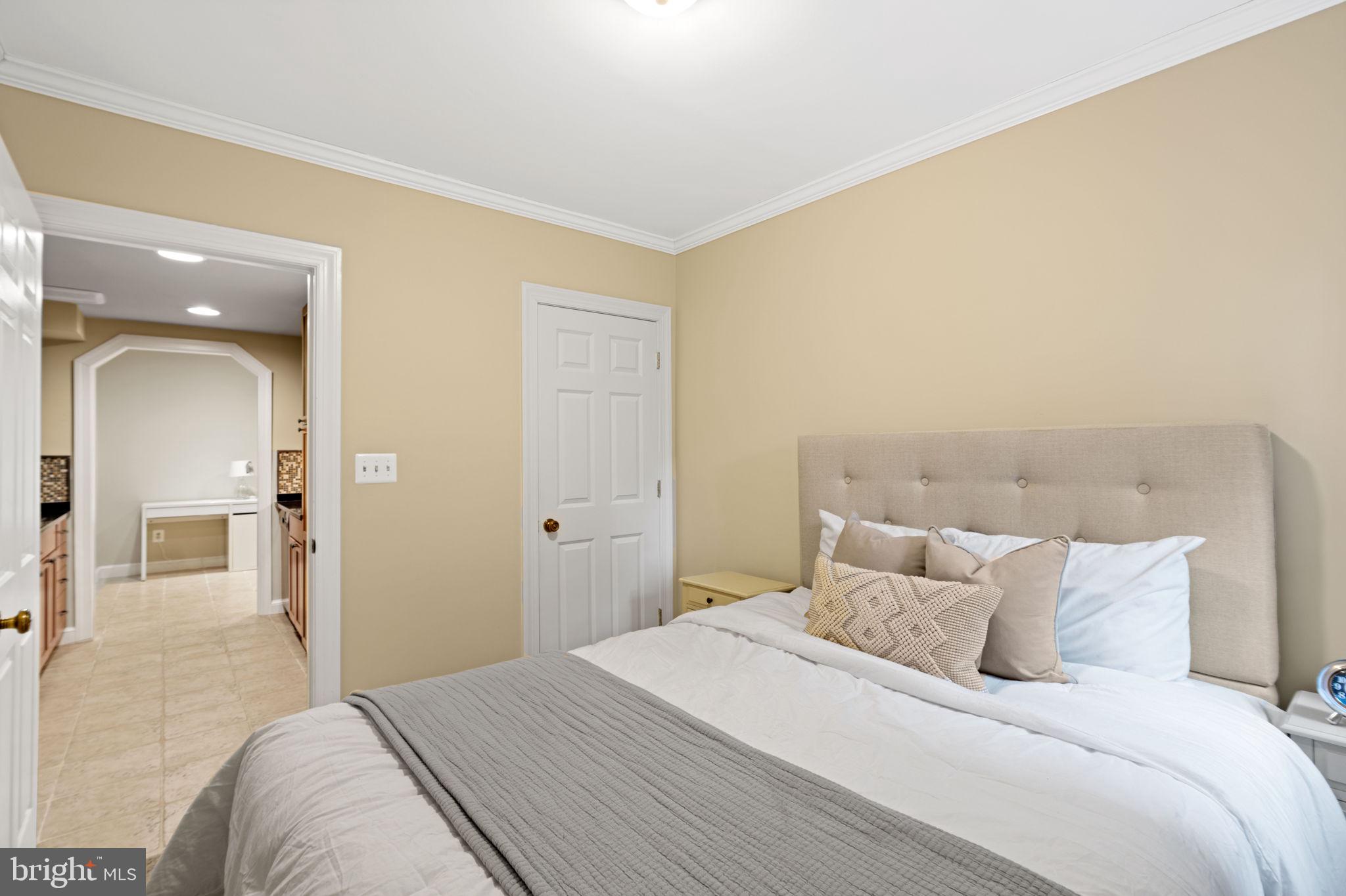 SUMMERWOOD - Residential