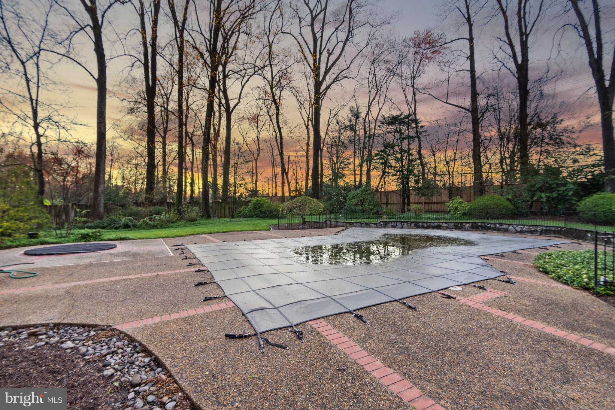 SUMMERWOOD - Residential