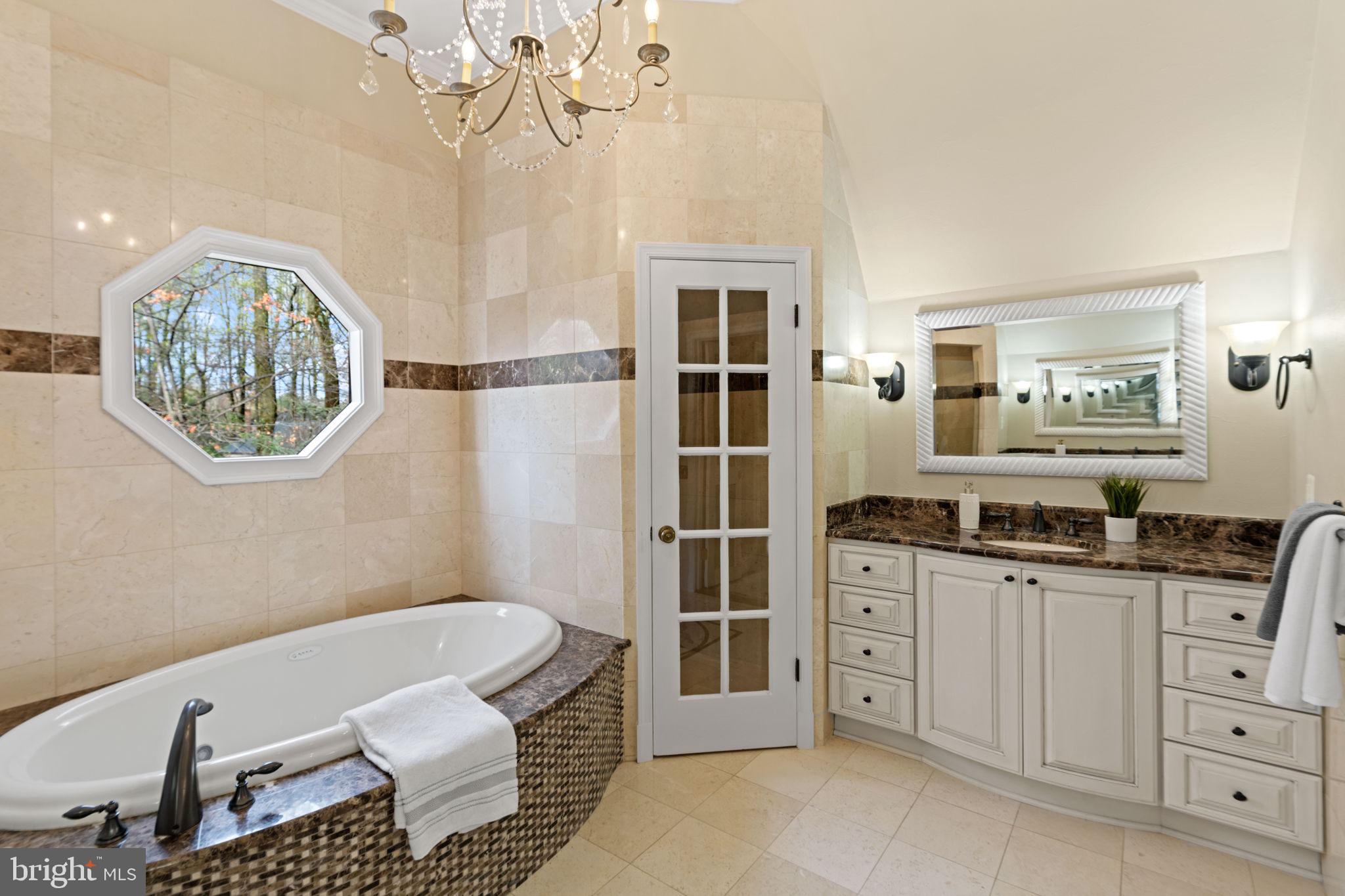 SUMMERWOOD - Residential