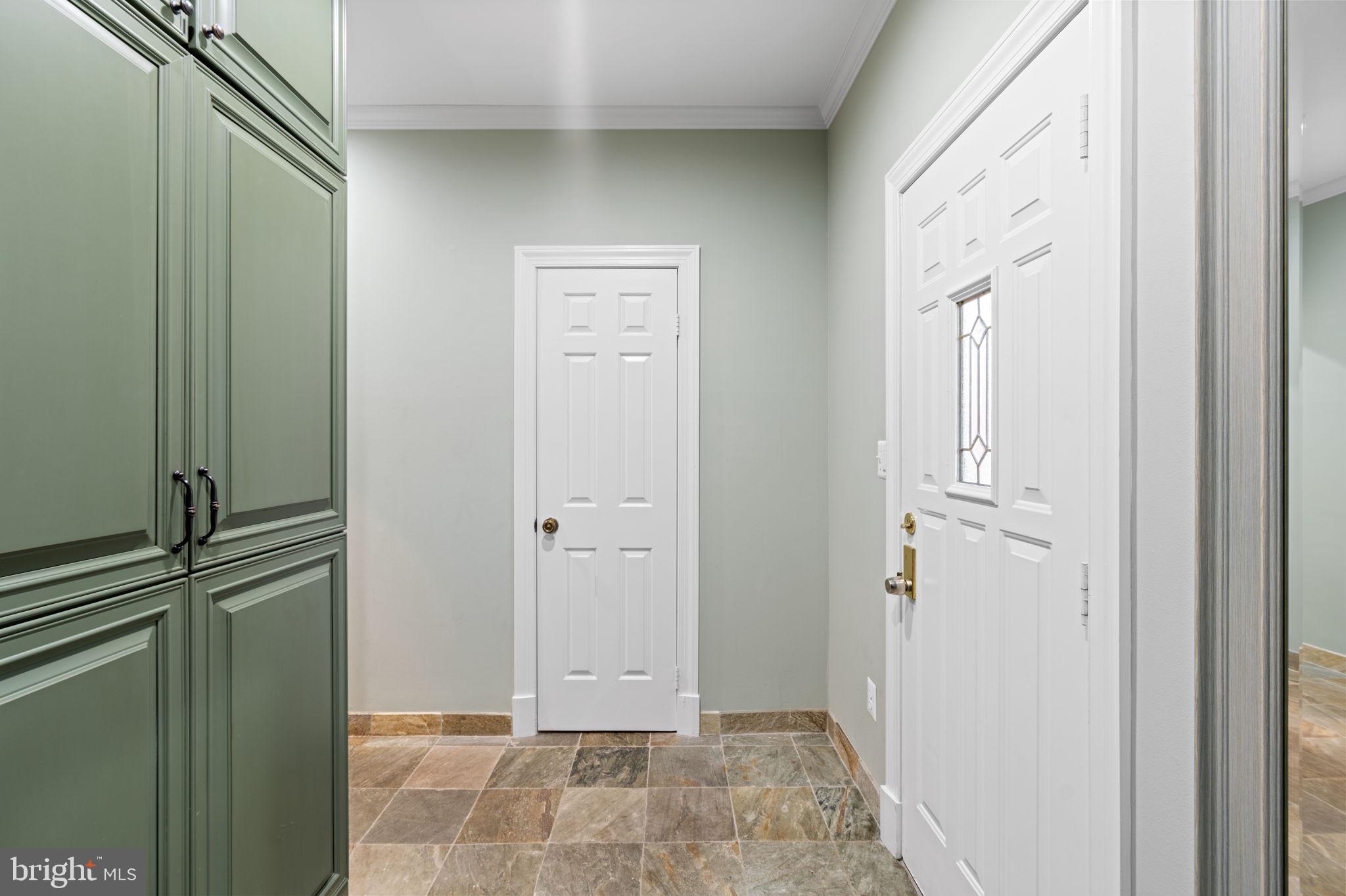 SUMMERWOOD - Residential