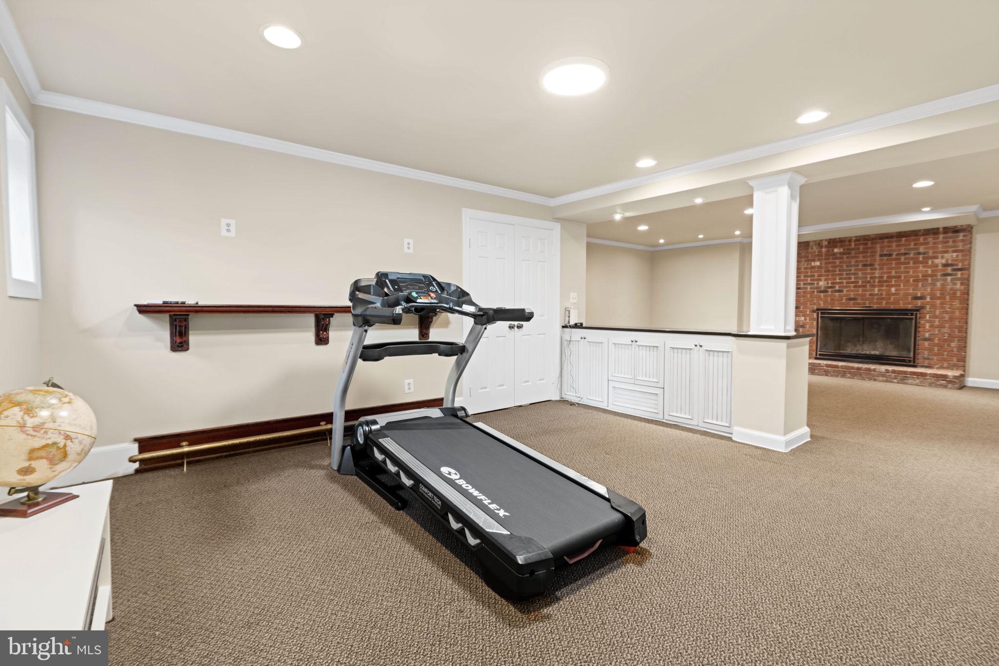 SUMMERWOOD - Residential