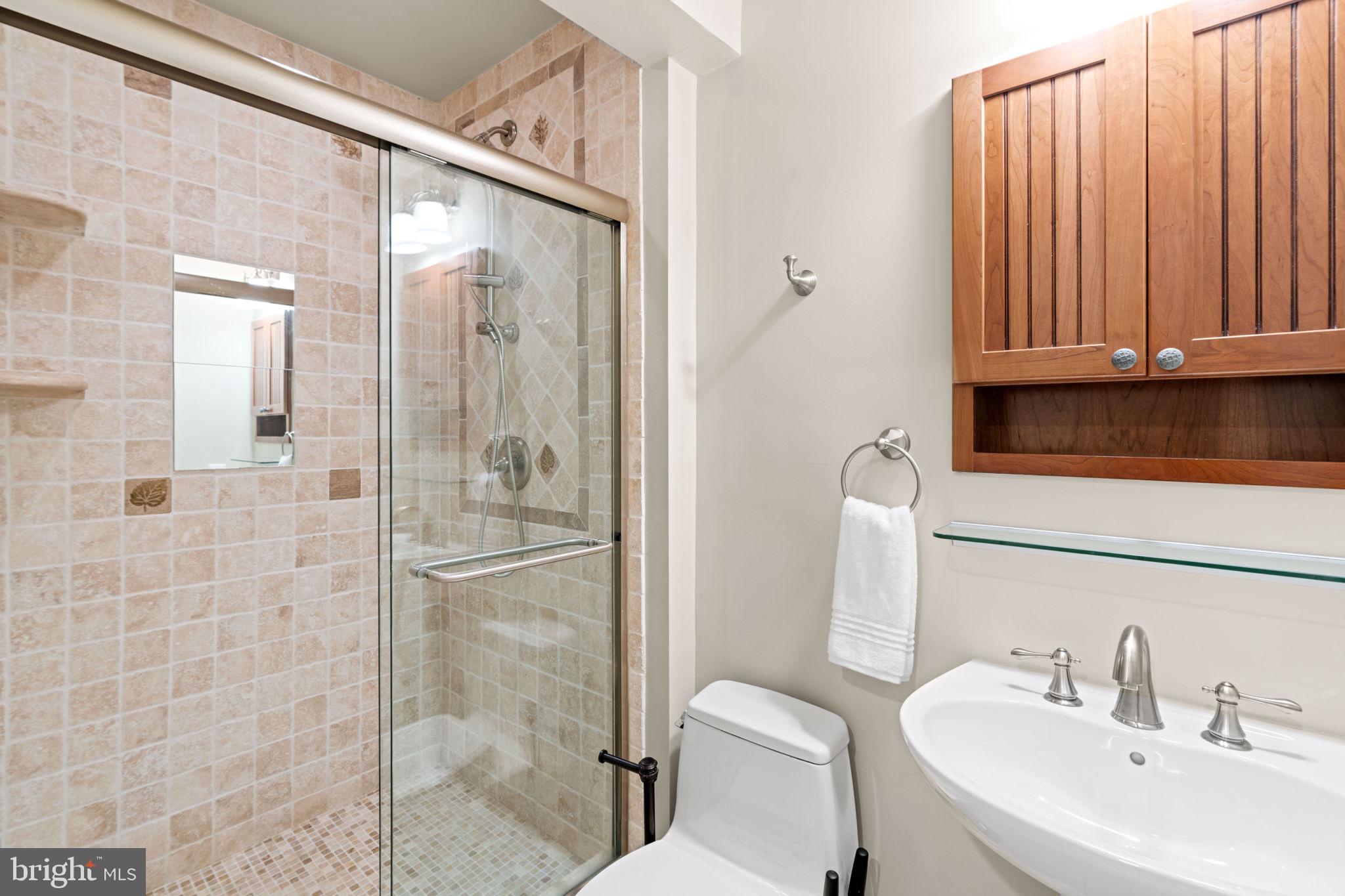 SUMMERWOOD - Residential