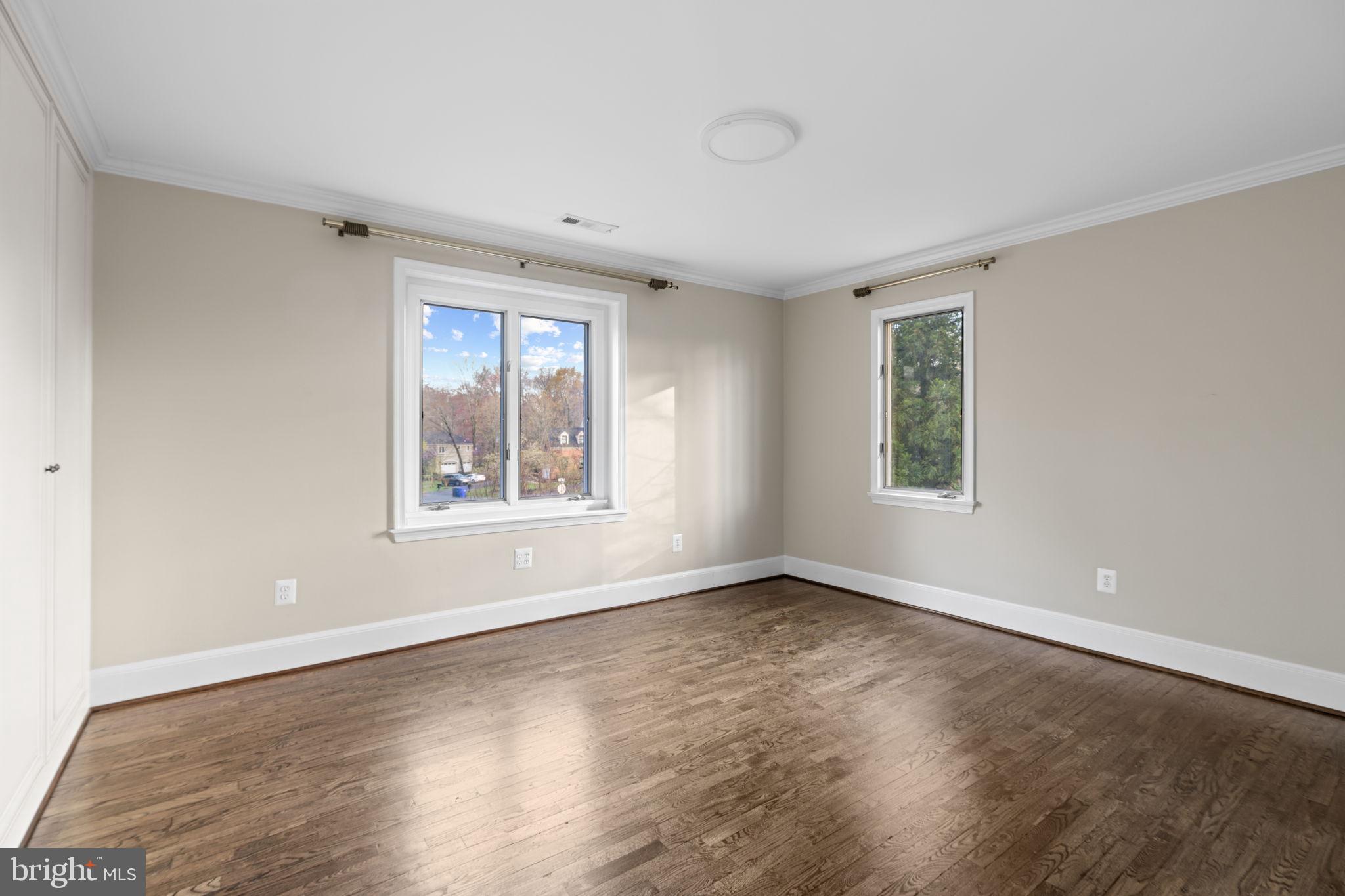 SUMMERWOOD - Residential