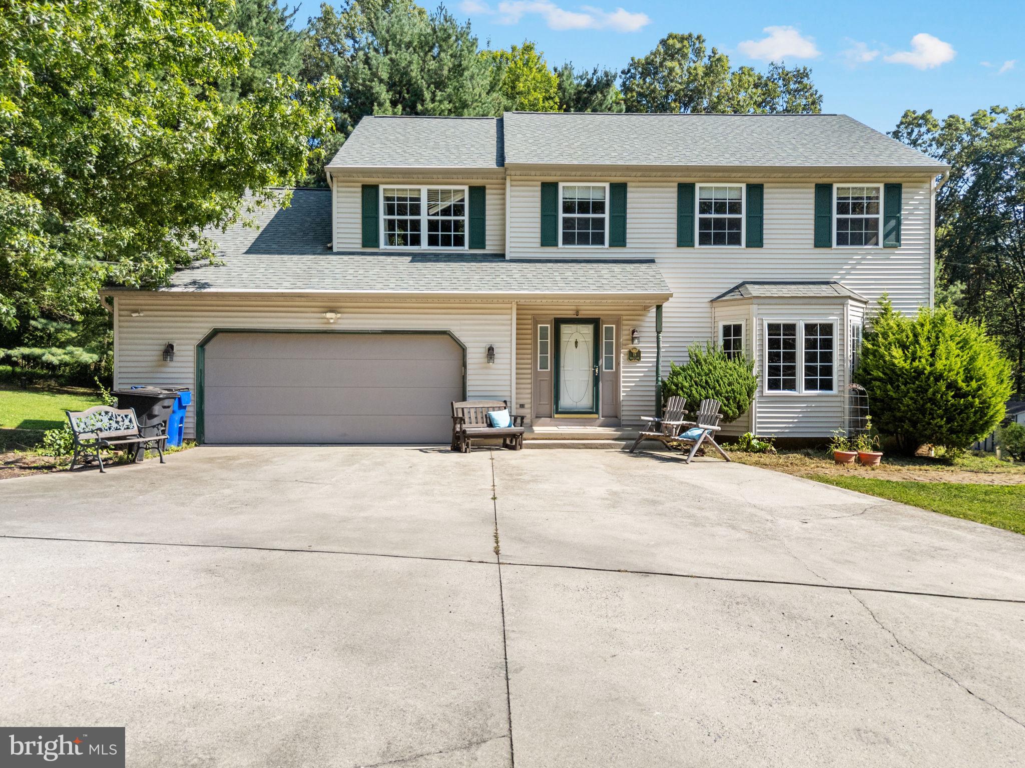 15 ORIOLE LANE