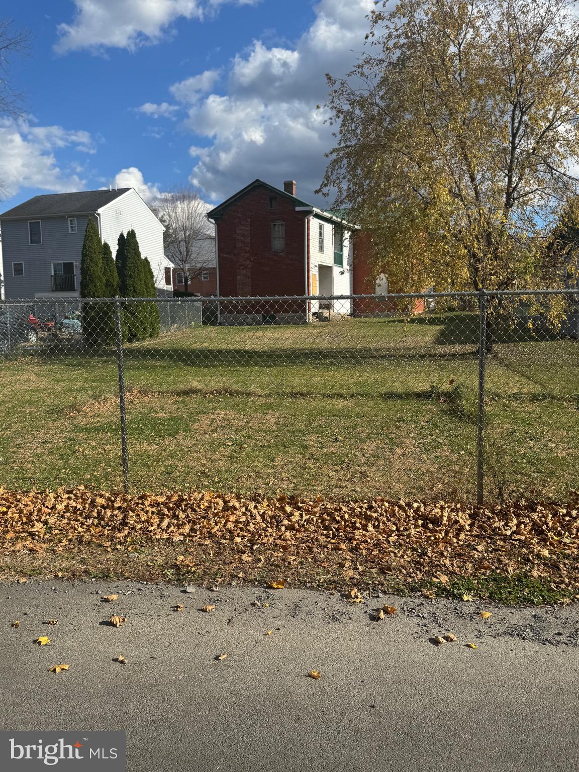 MARTINSBURG - Commercial Sale