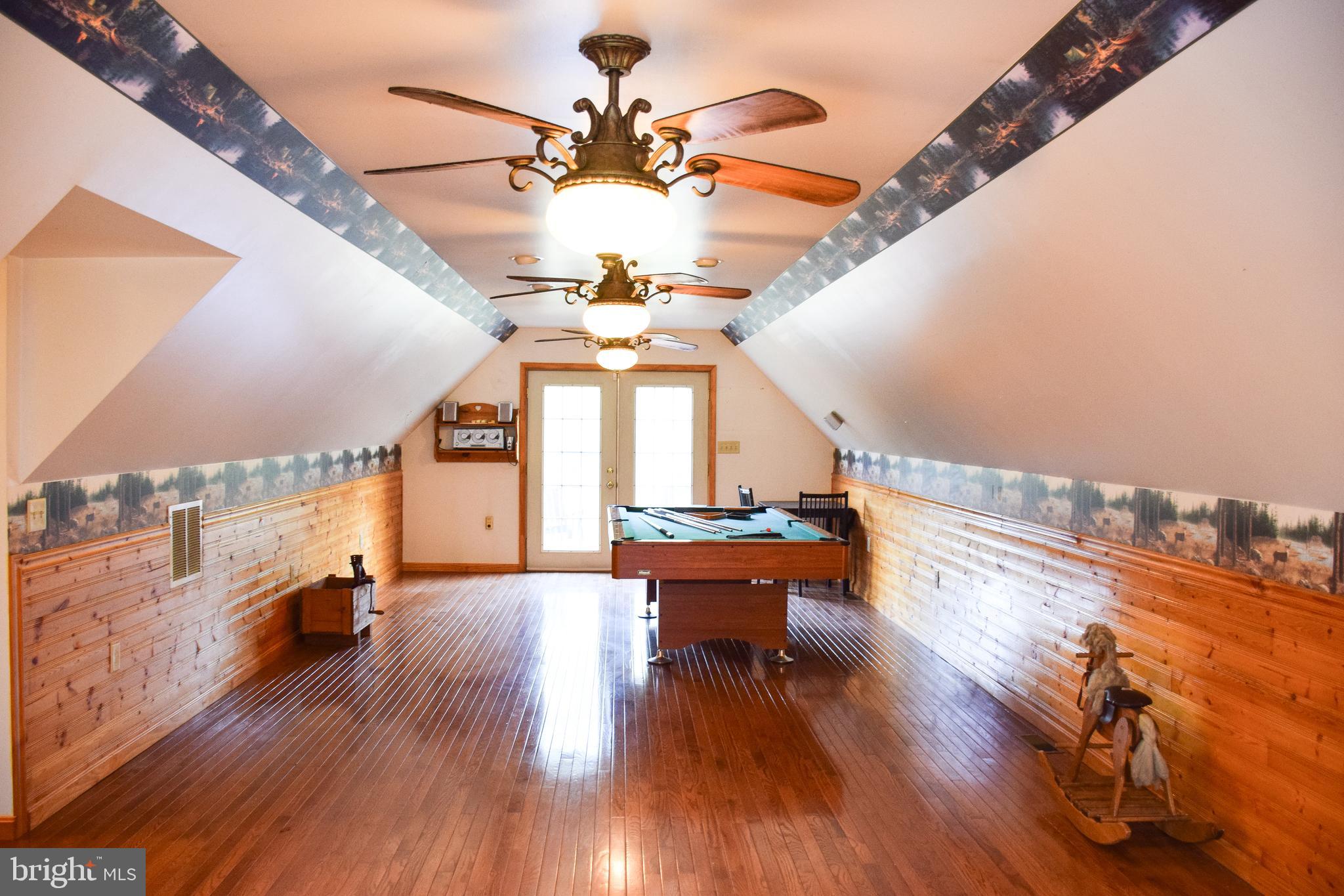 BIRCH CREEK - Residential