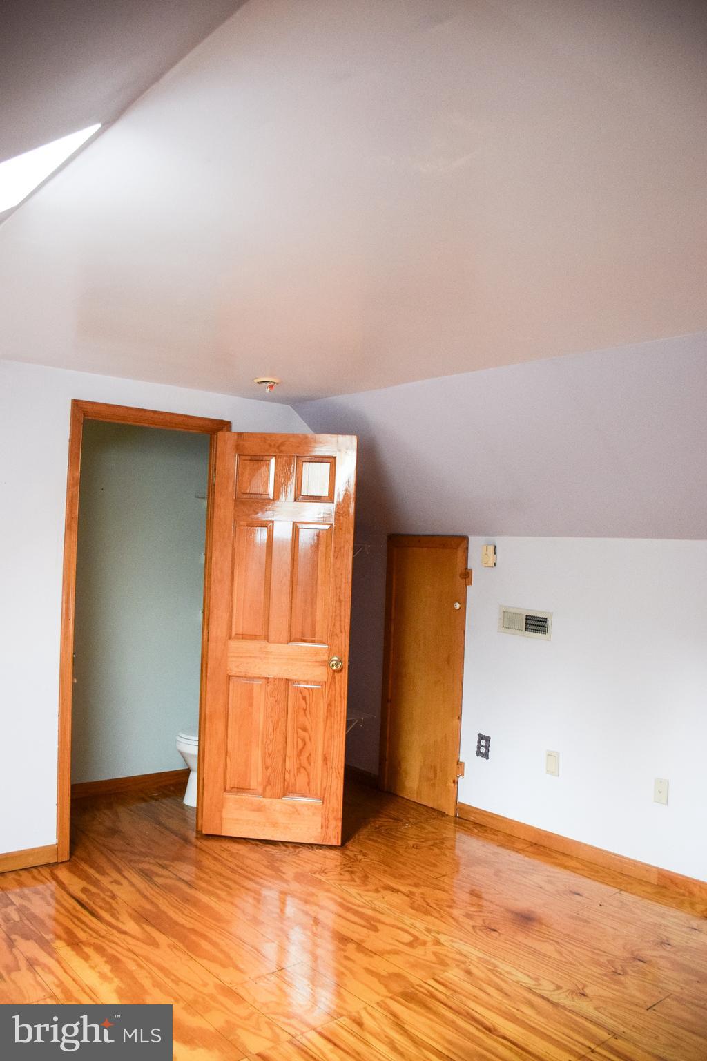 BIRCH CREEK - Residential