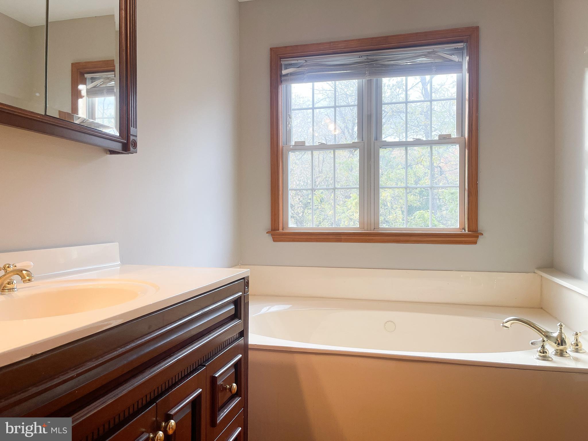 BIRCH CREEK - Residential