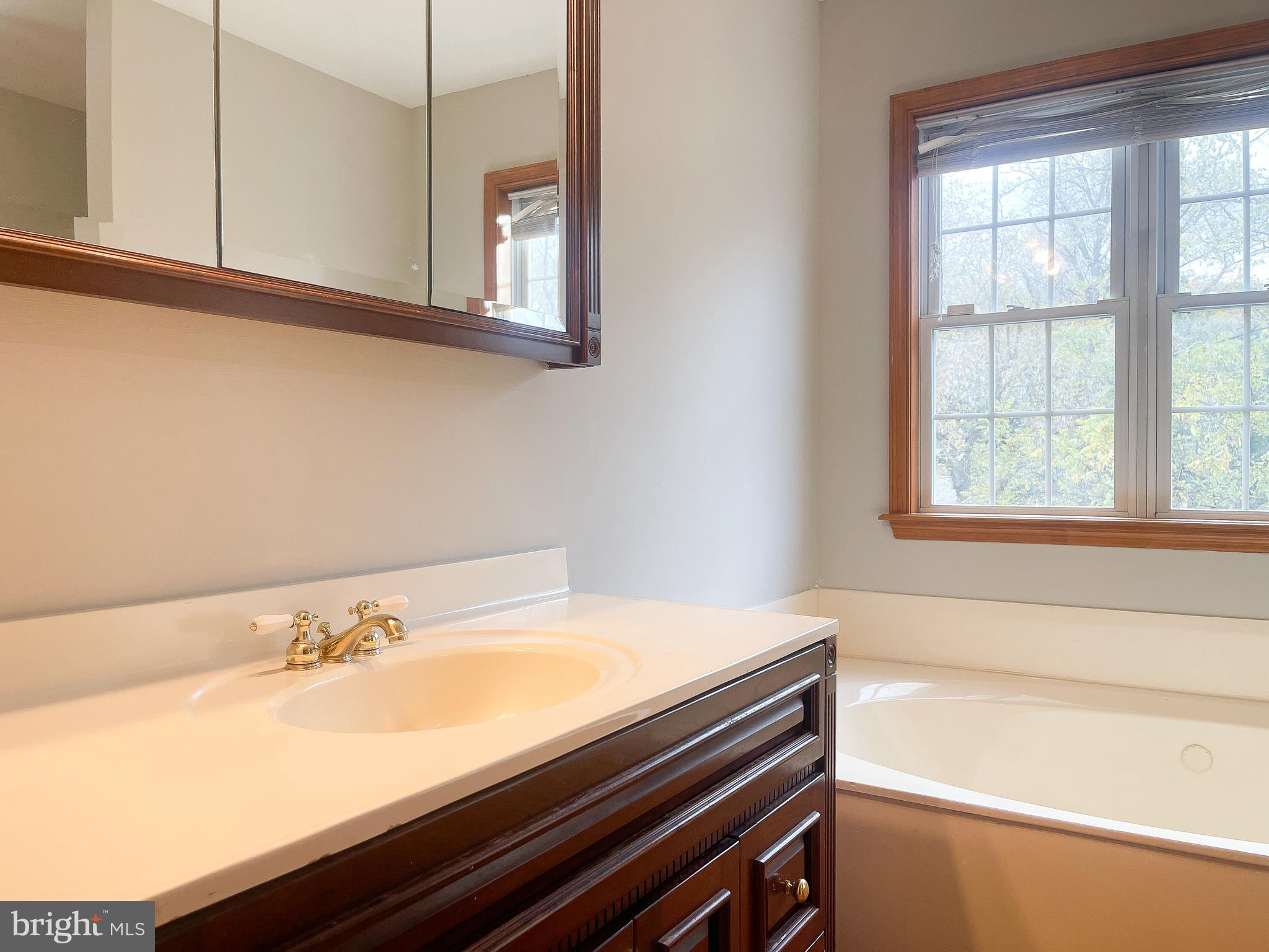 BIRCH CREEK - Residential