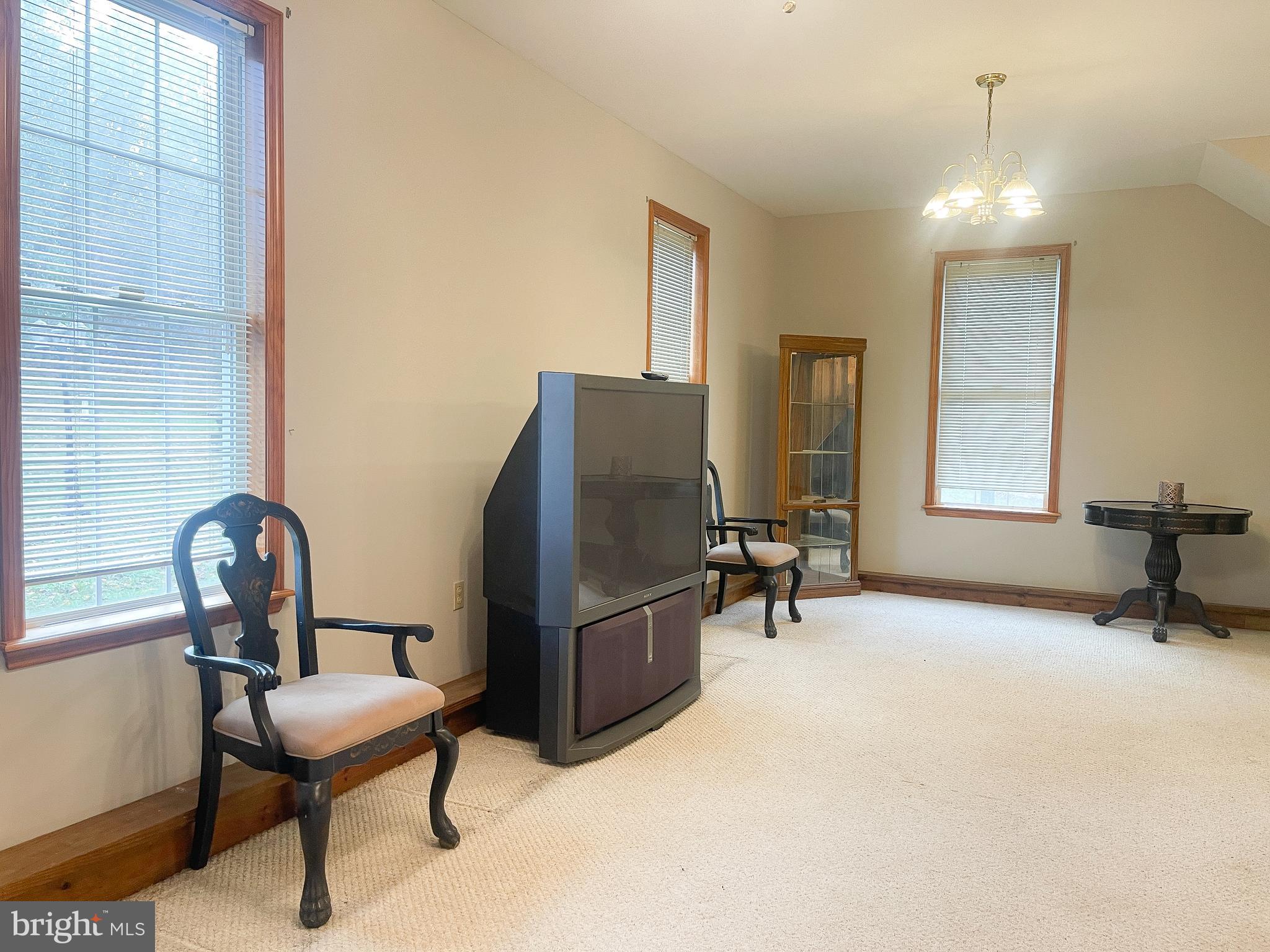 BIRCH CREEK - Residential