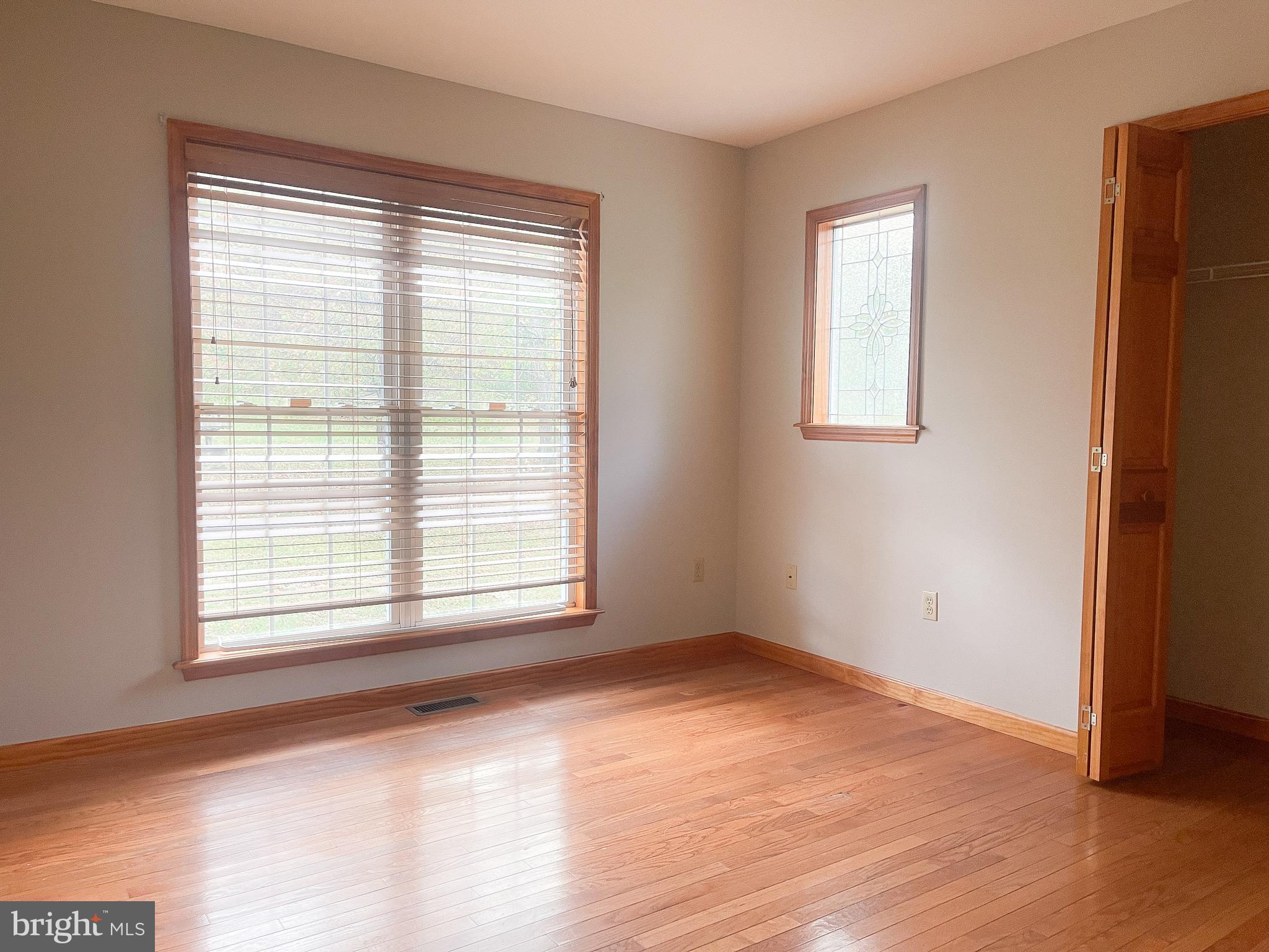 BIRCH CREEK - Residential