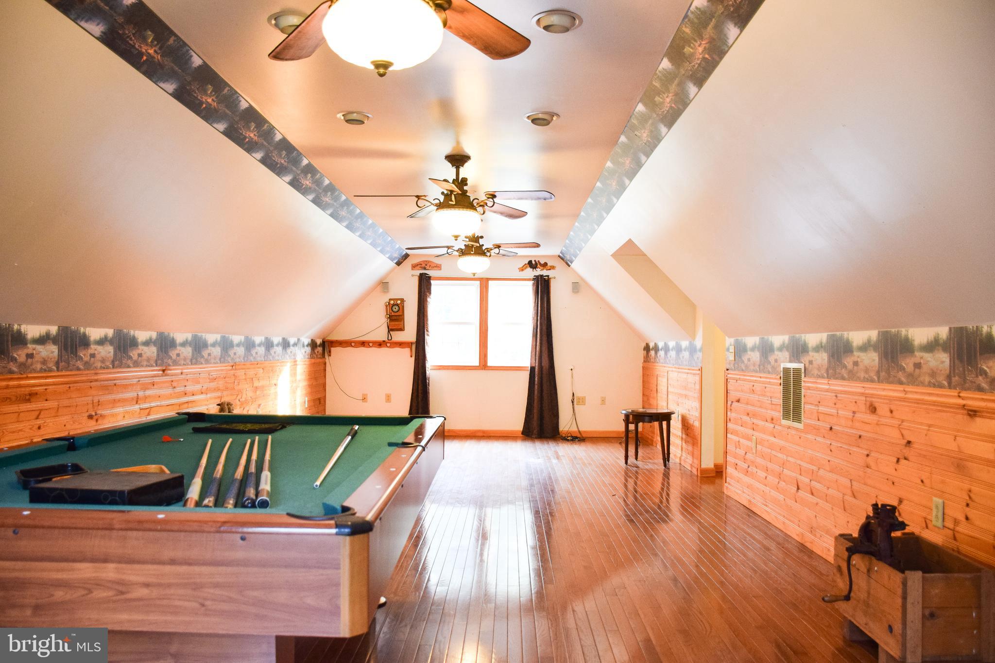 BIRCH CREEK - Residential