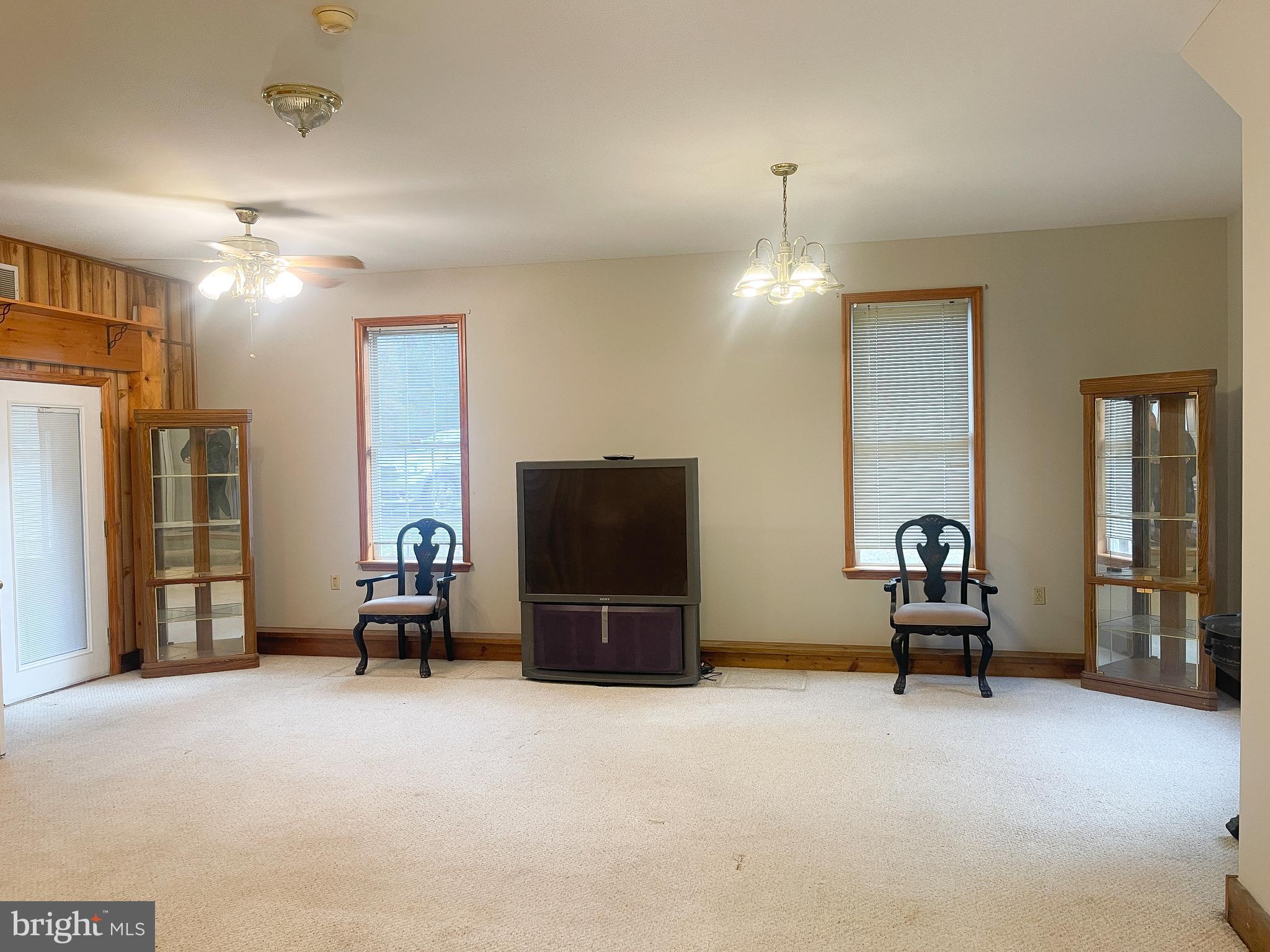 BIRCH CREEK - Residential