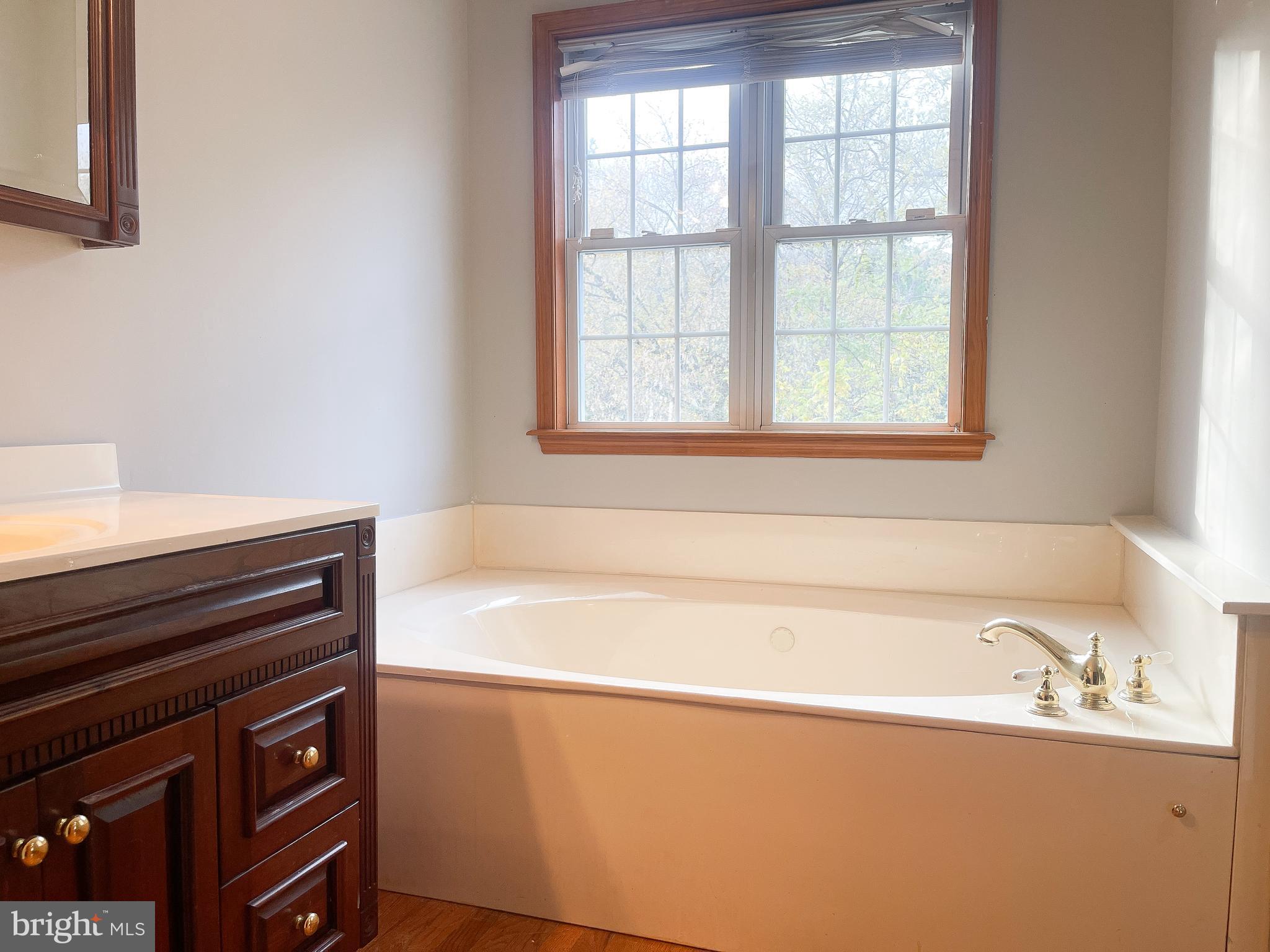 BIRCH CREEK - Residential