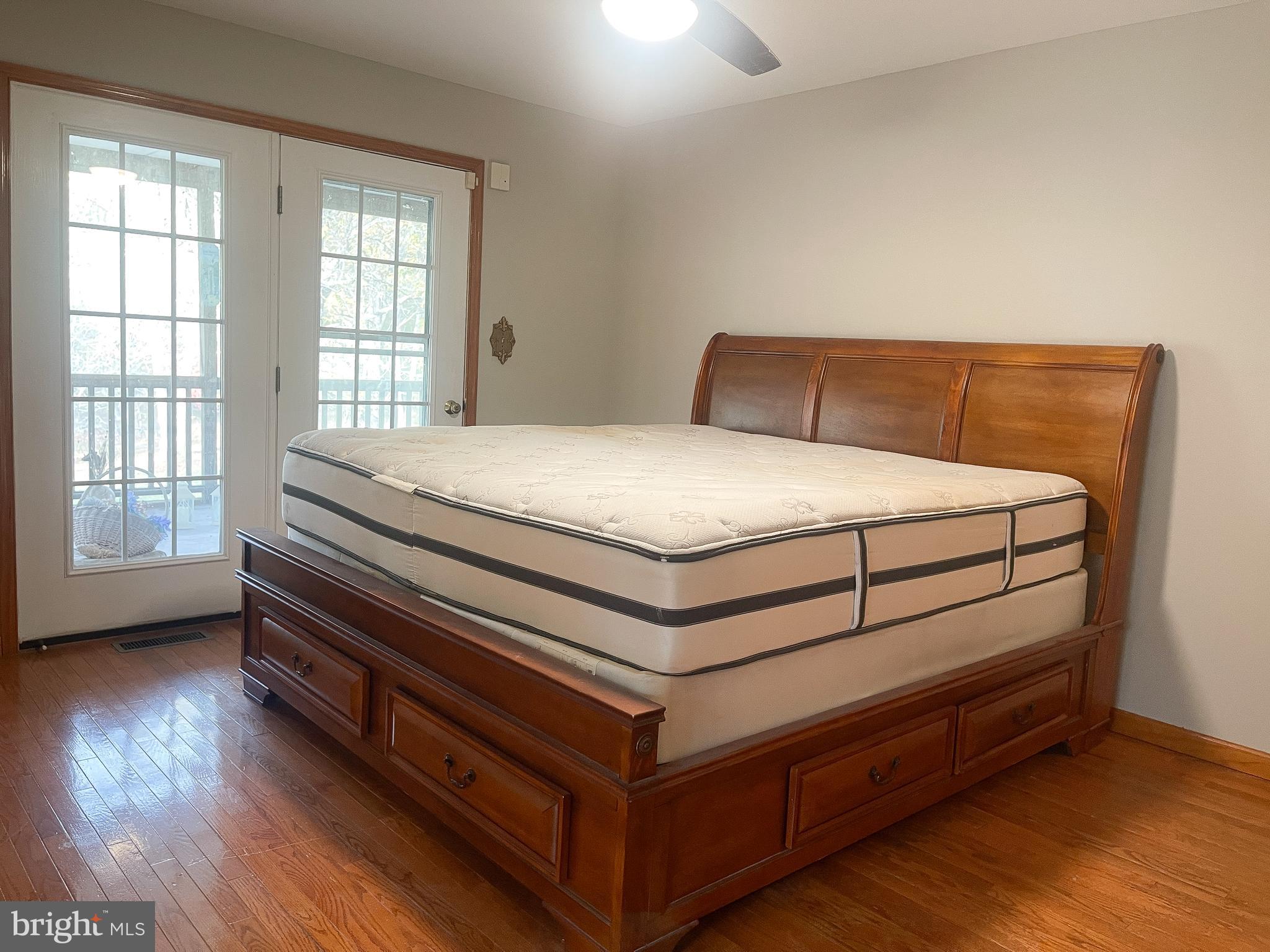 BIRCH CREEK - Residential