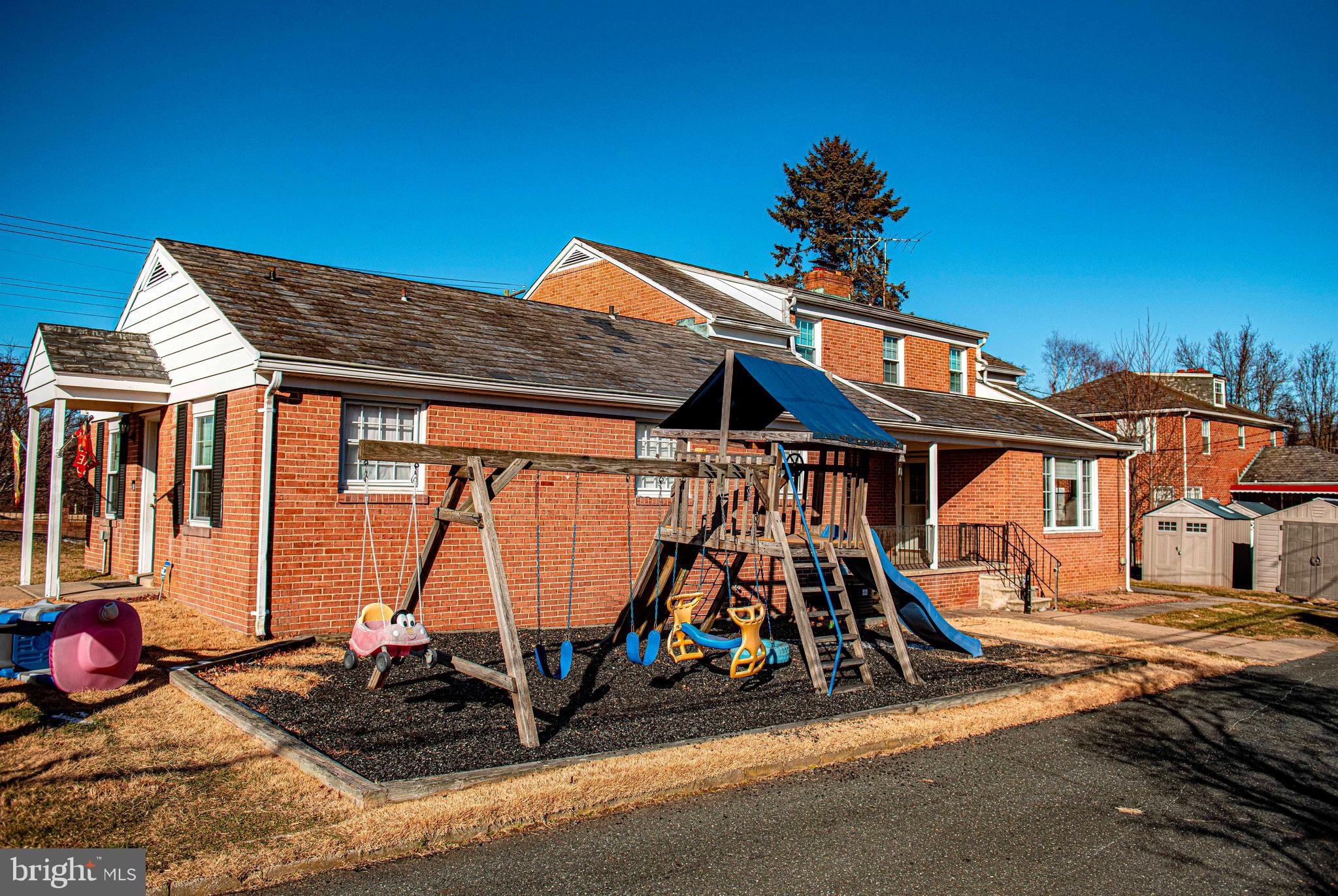 HILLENDALE - Residential