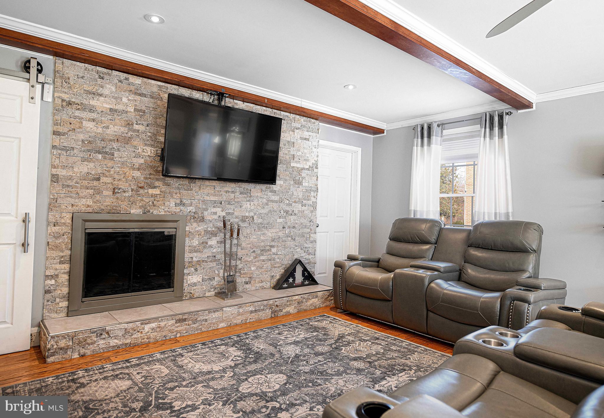 HILLENDALE - Residential