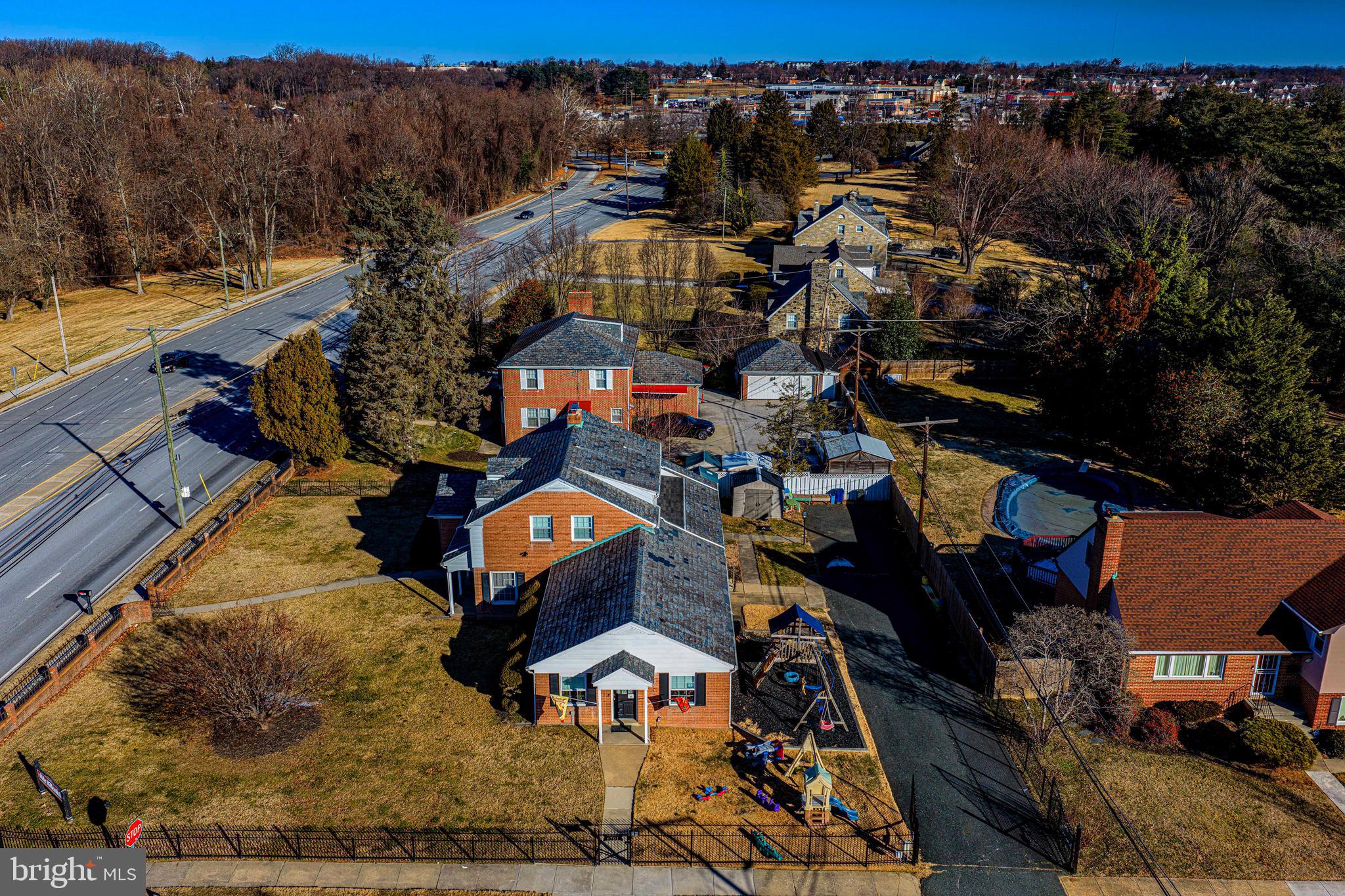 HILLENDALE - Residential