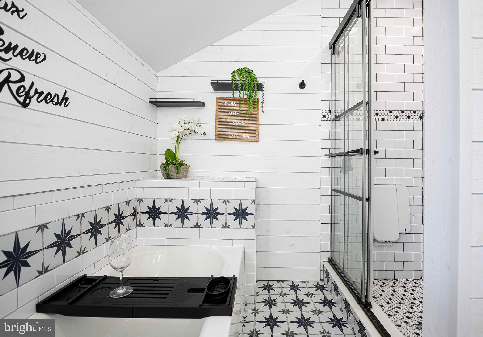 HILLENDALE - Residential