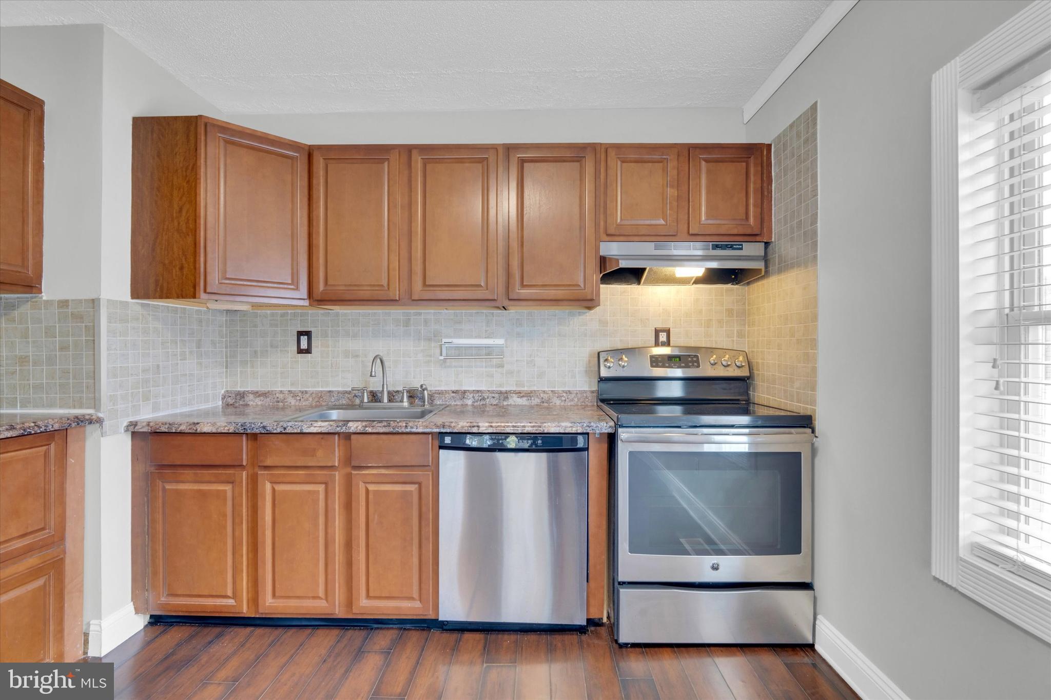 GLEN BURNIE - Residential